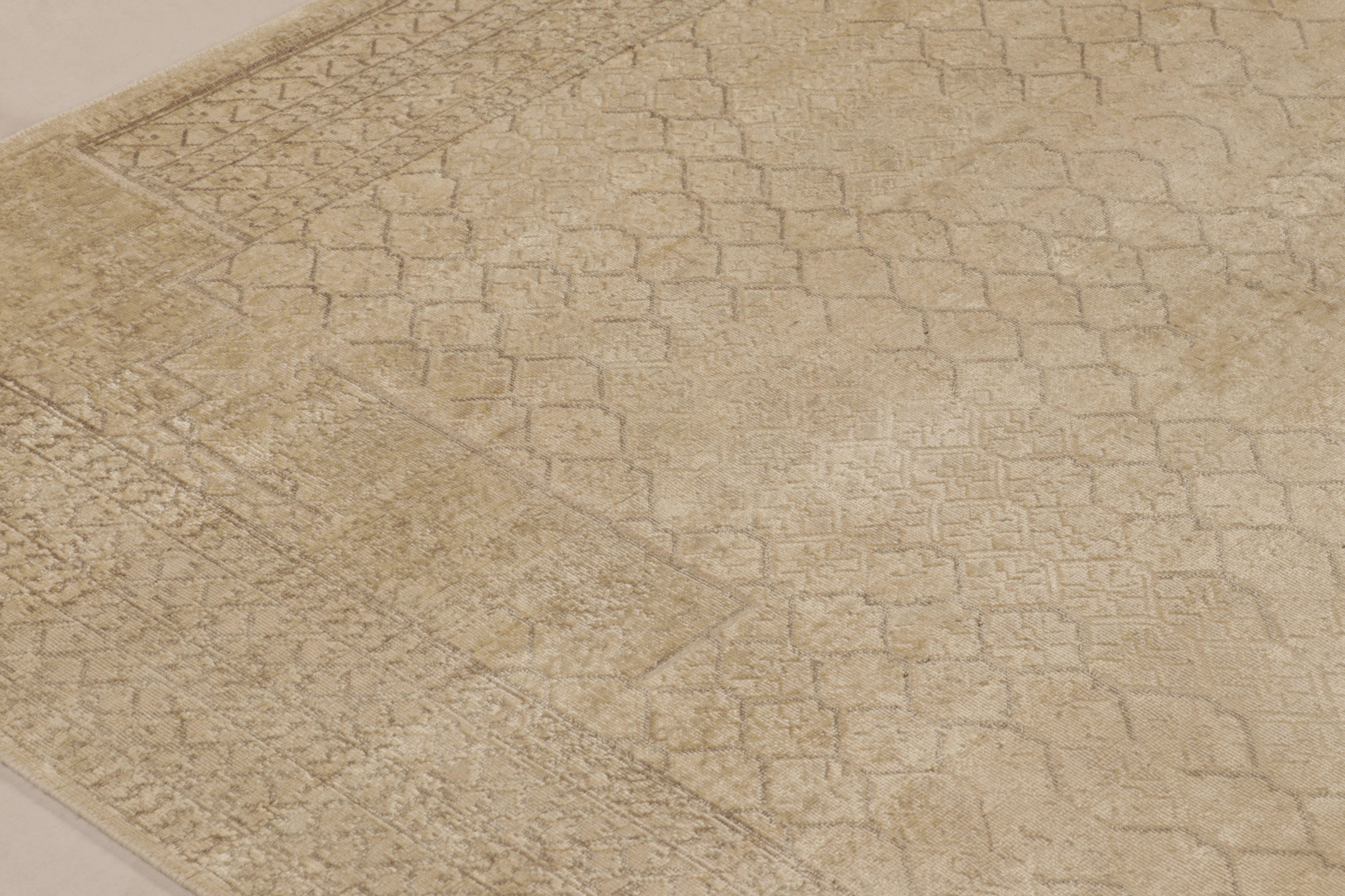 Ce magnifique tapis 8x10 de la Collection Modern Classics de Rug & Kilim est un chef-d'œuvre de texture lumineuse. Noué à la main avec un luxueux mélange de laine et de soie, il présente un 