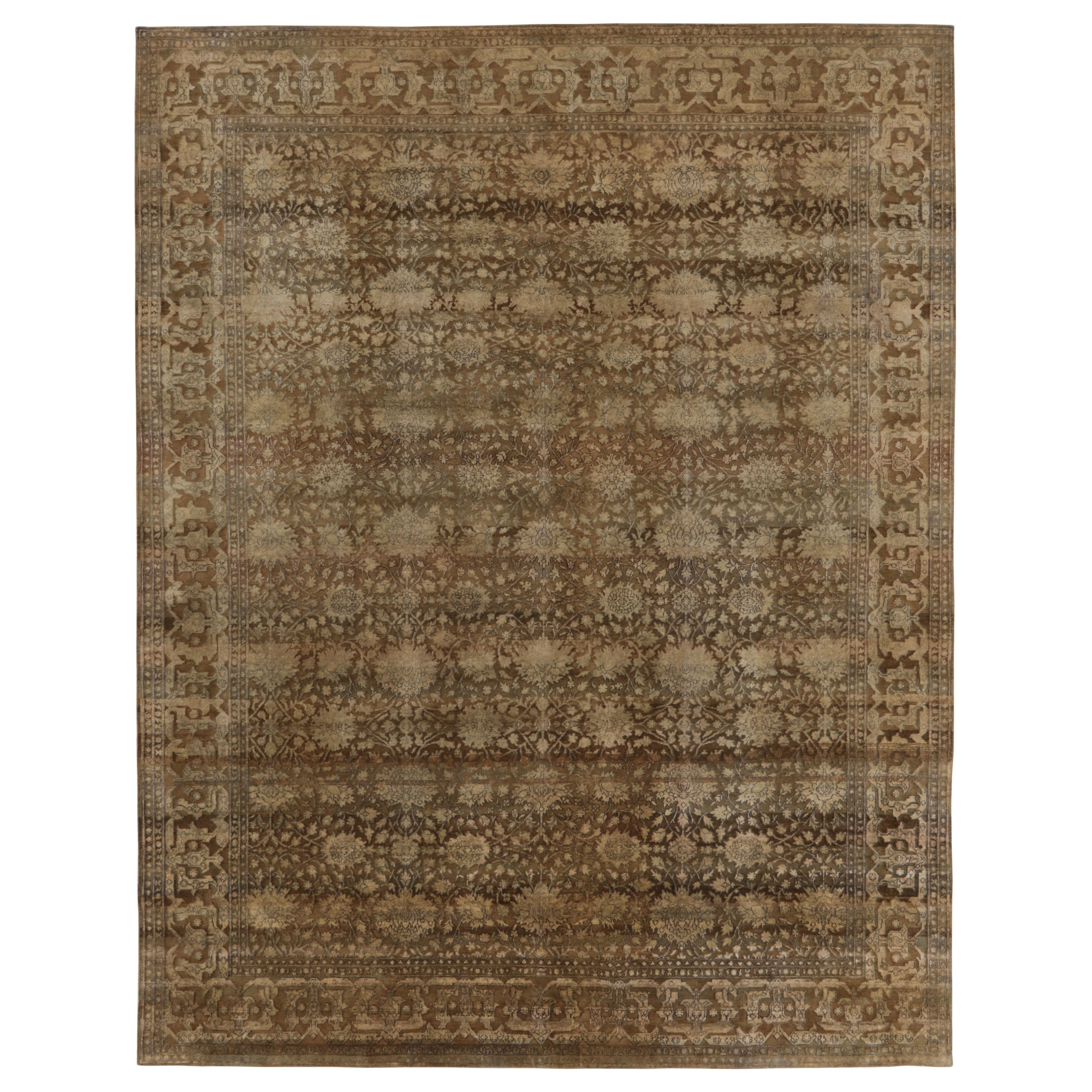 Rug & Kilim - Tappeto Modern Classics in beige e oro con disegno floreale a reticolo