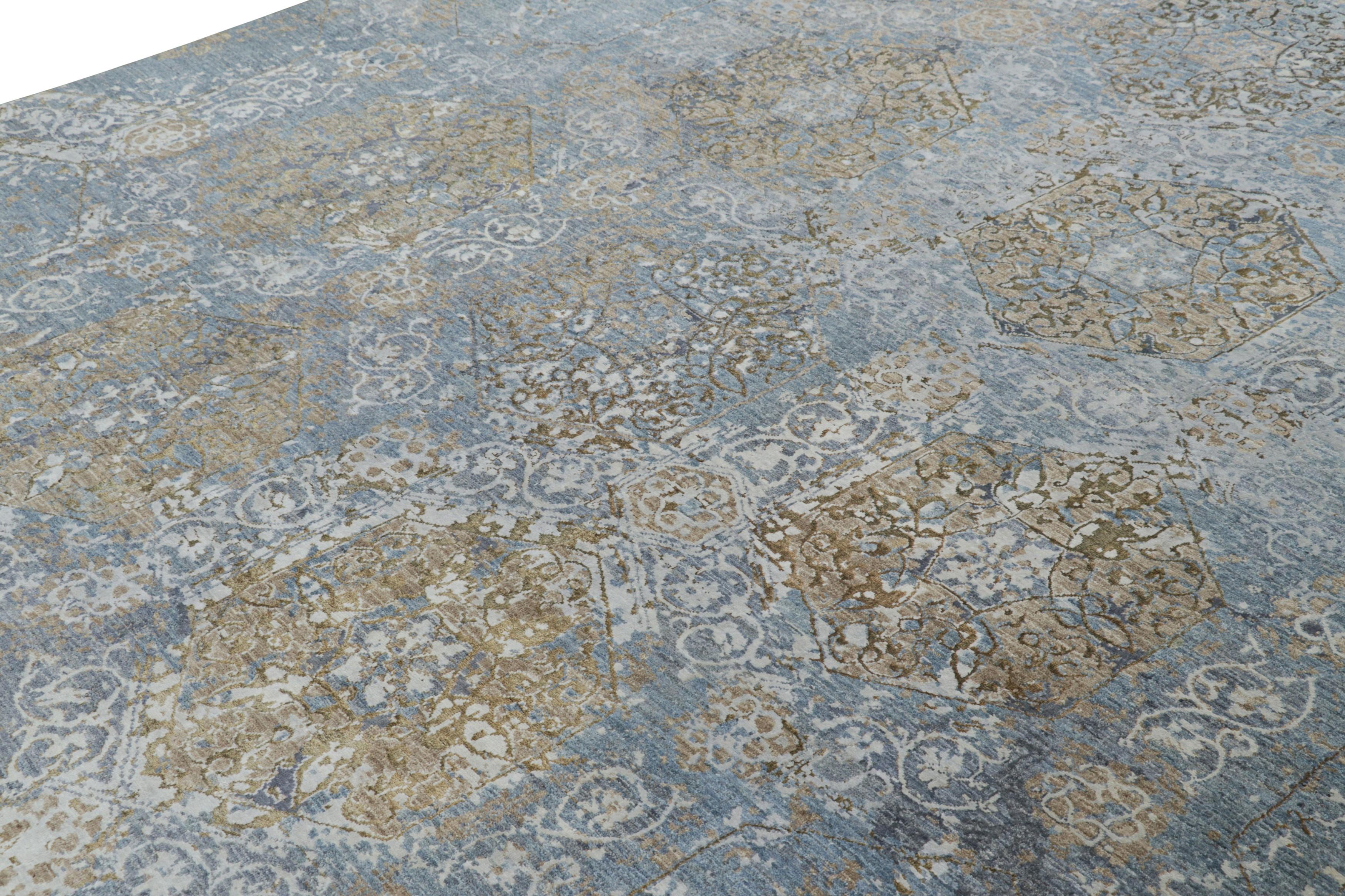 Annodato a mano in lana, questo tappeto 9x12 è l'ultima novità della più elegante Modern Classics Collection di Rug & Kilim.

Sul design: 

I toni freddi del blu sottolineano un motivo all over senza bordi, che è un gioco di sottili motivi floreali