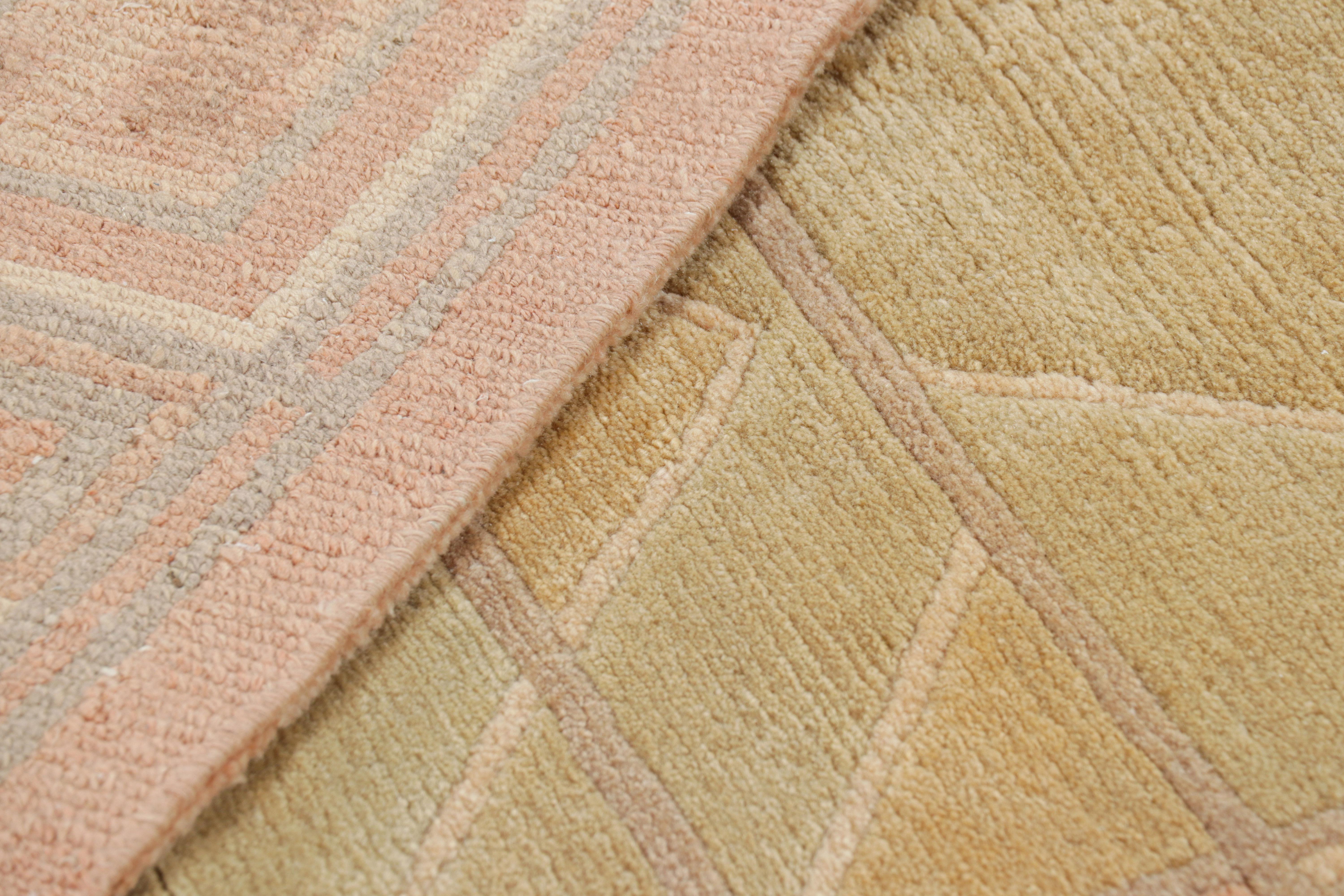 Rug & Kilim's Modern Classics Teppich in Chartreuse Grün mit geometrischen Mustern (Wolle) im Angebot