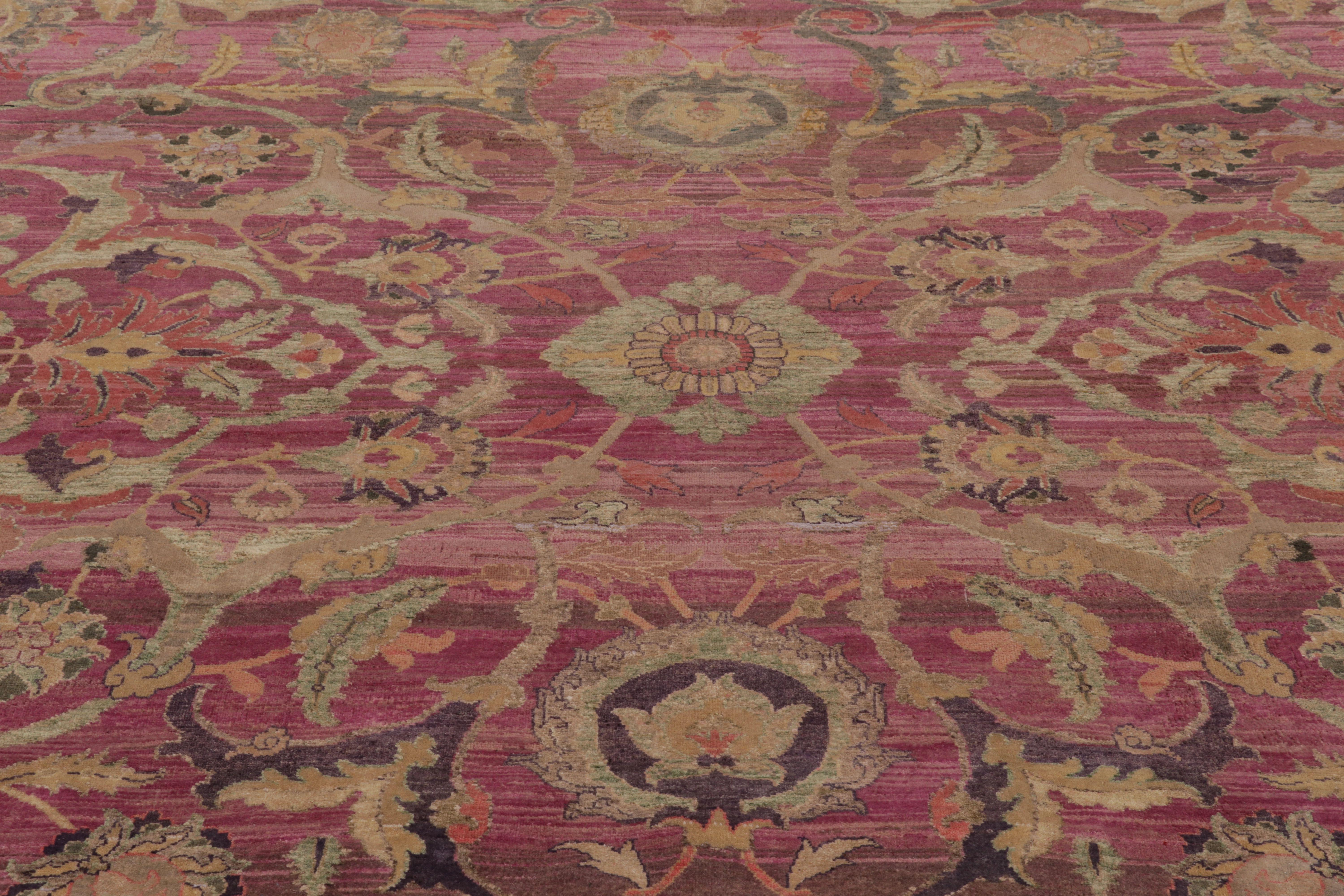 Dieses bezaubernde 9 x 12 cm große Stück ist vollständig aus luxuriöser Wolle handgeknüpft.  Der Teppich aus der Modern Classics Collection'S von Rug & Kilim ist eine prächtige Studie in leuchtenden Farben und raffiniertem floralem Design.

Über das