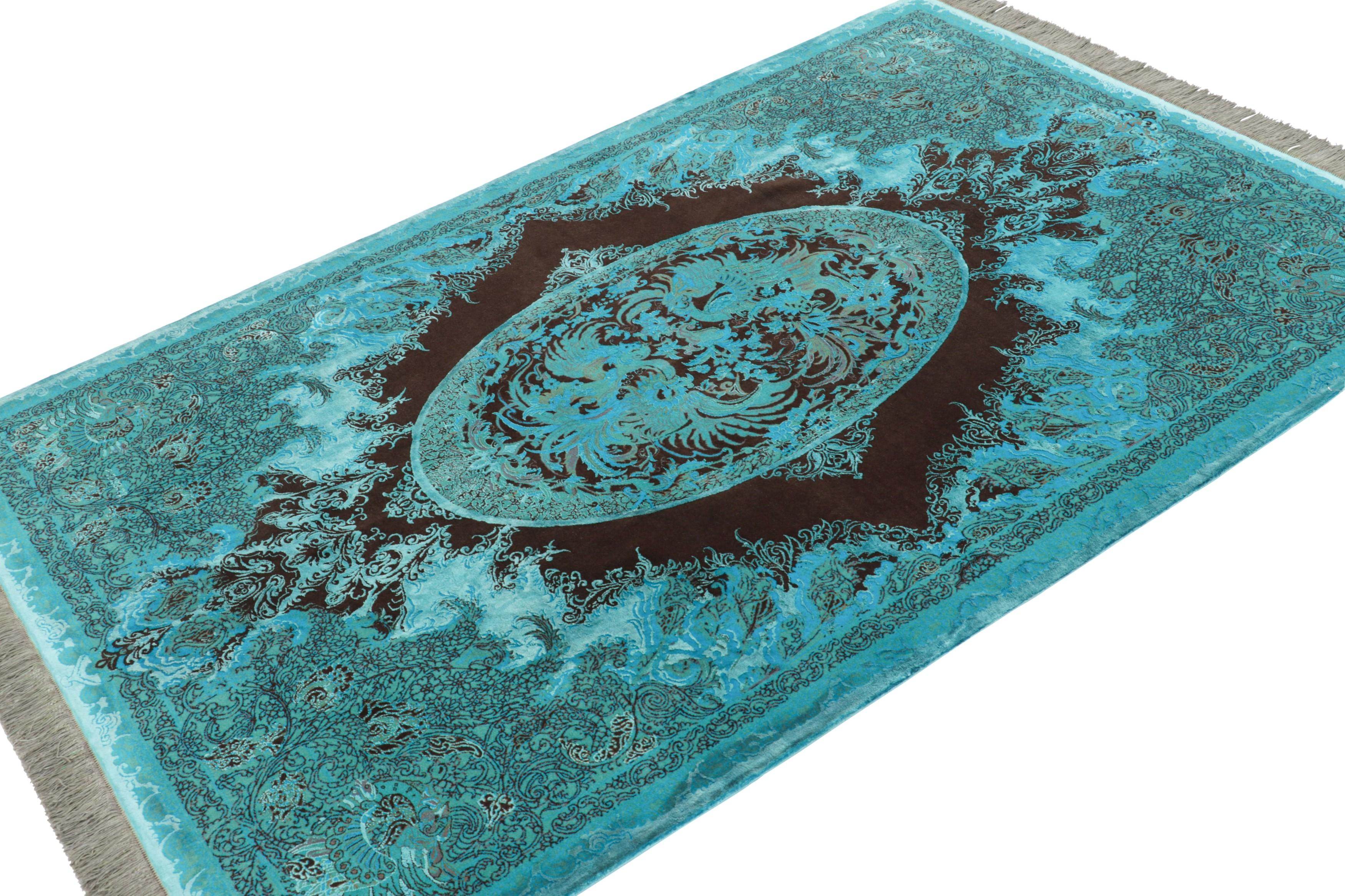 Rug & Kilim's Modern Classics Teppich, Türkis mit Bildmedaillon Simorgh (Indisch) im Angebot