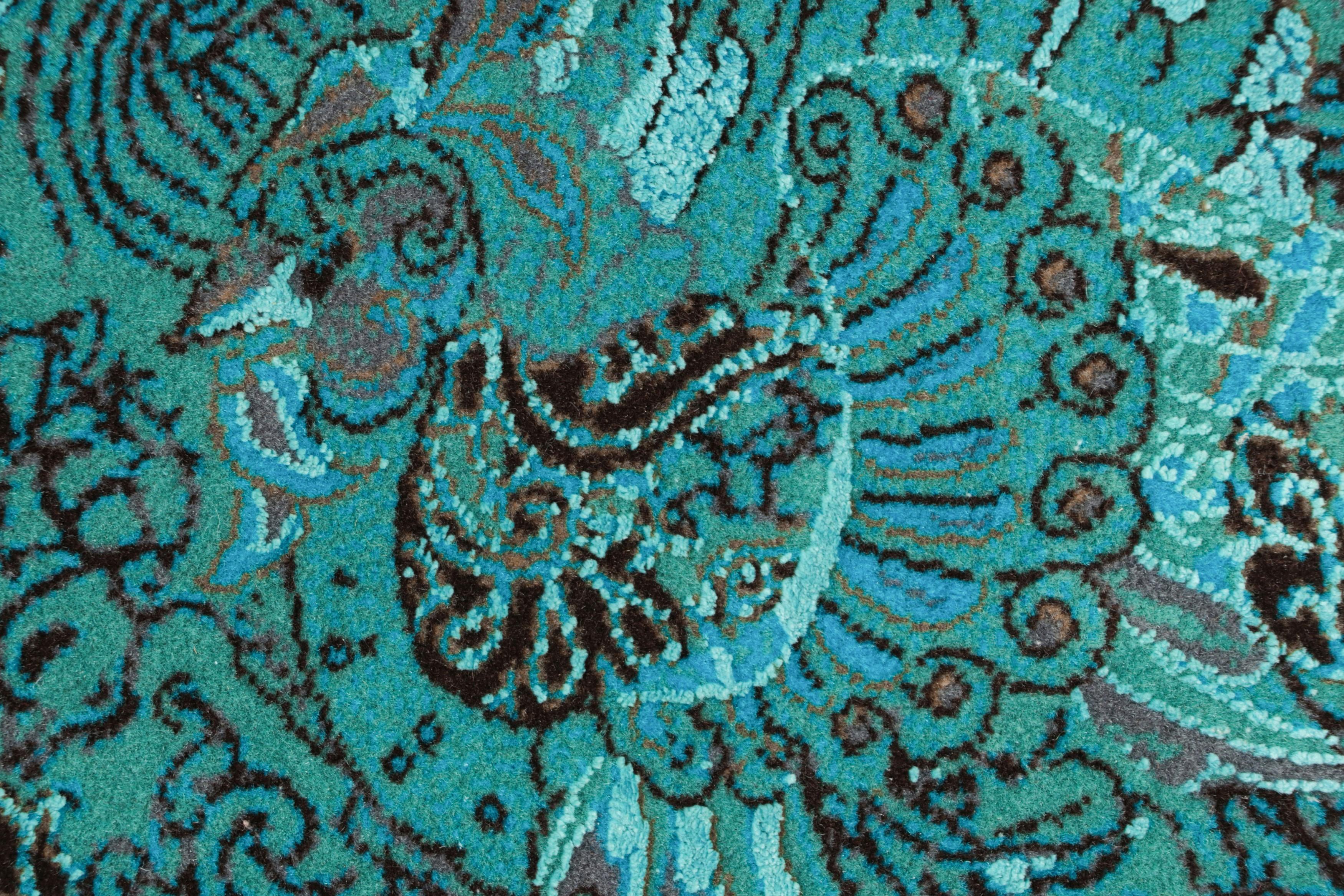 Rug & Kilim's Modern Classics Teppich, Türkis mit Bildmedaillon Simorgh (Seide) im Angebot