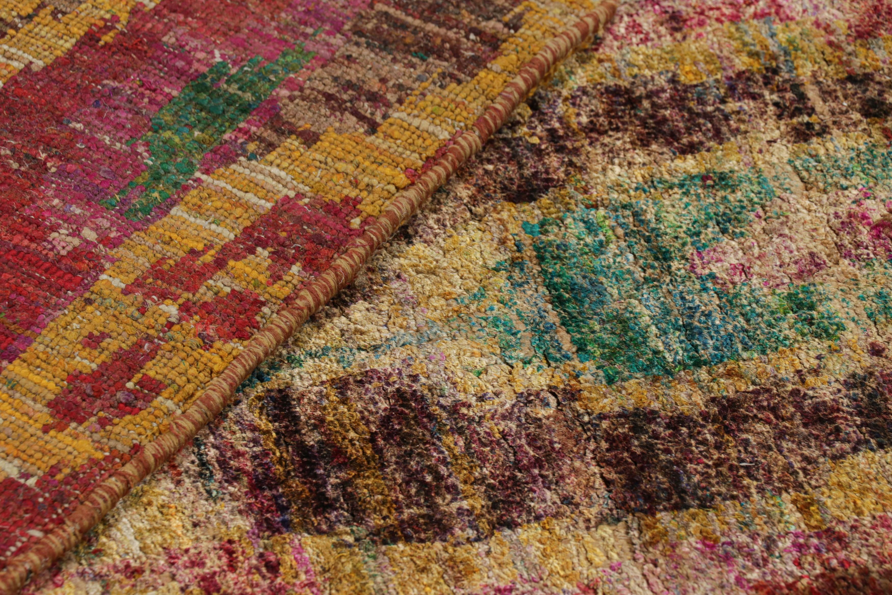 Rug & Kilim's Modern Classics Teppich mit polychromen Ikats-Mustern im Angebot 1