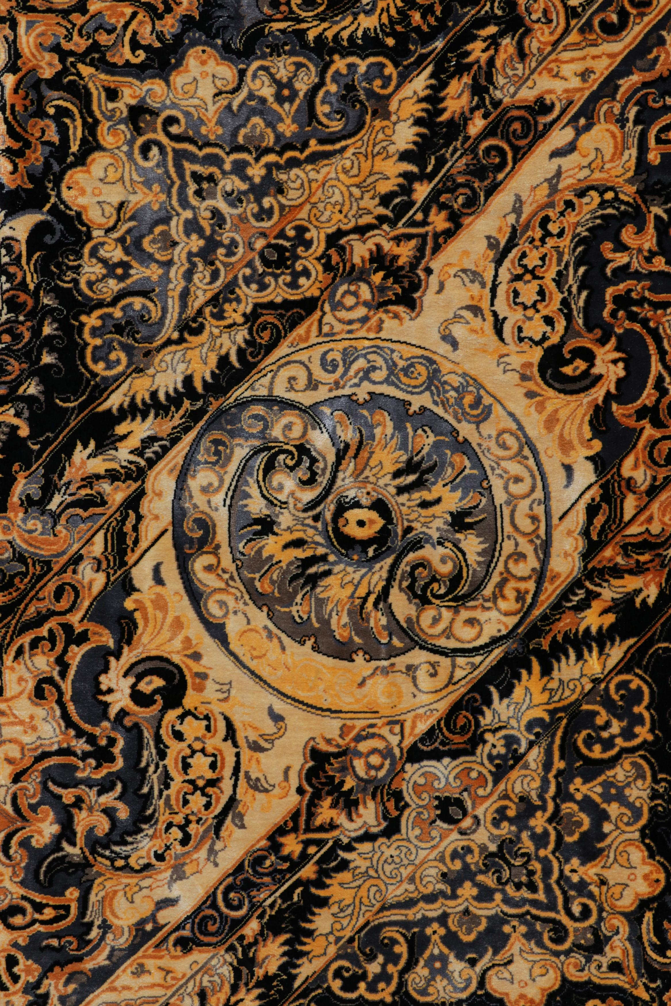 Tappeto Modern Classics Rug & Kilim con medaglione policromatico 