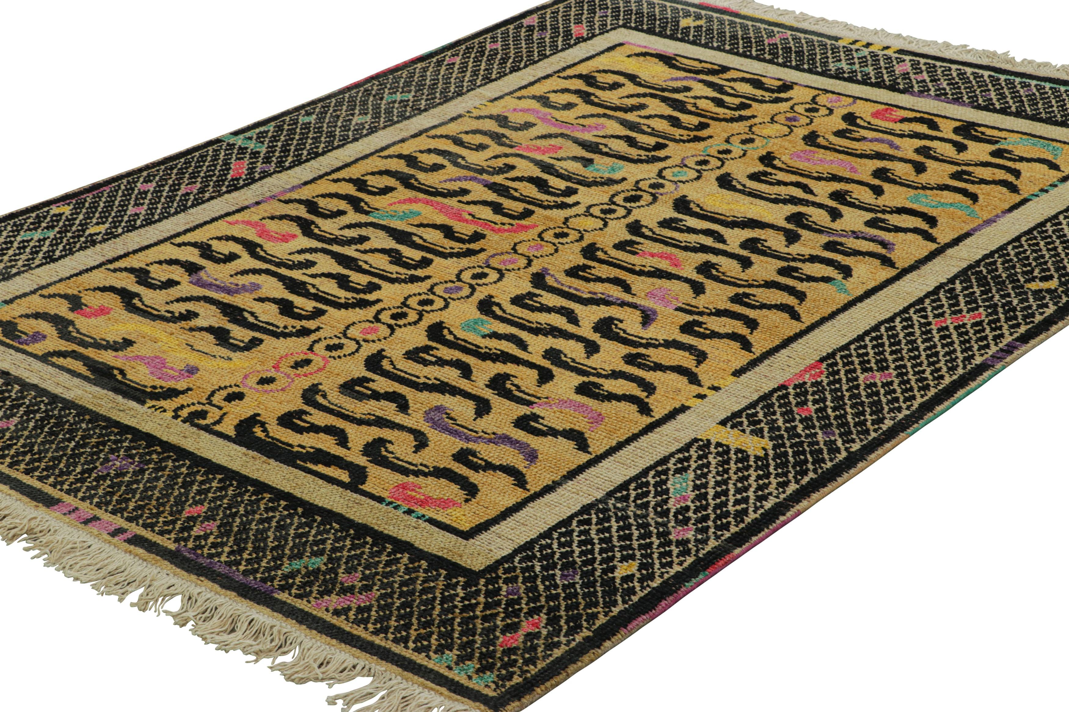 Indiano Tappeto Modern Classics Tiger di Rug & Kilim nei toni dell'oro e del nero in vendita