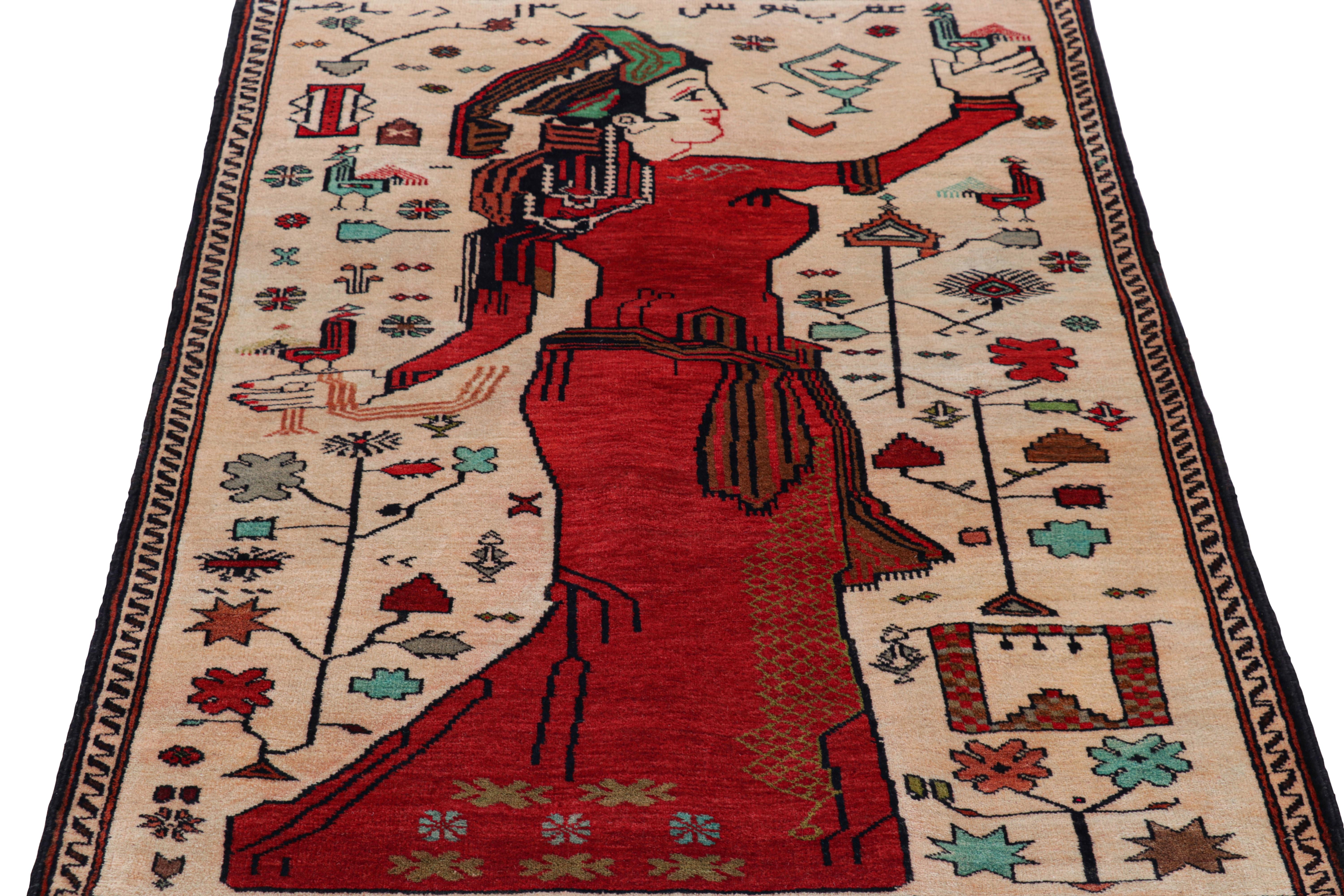 Tappeto Tribale Modern Classics di Rug & Kilim in beige con immagini umane In condizioni Nuovo in vendita a Long Island City, NY