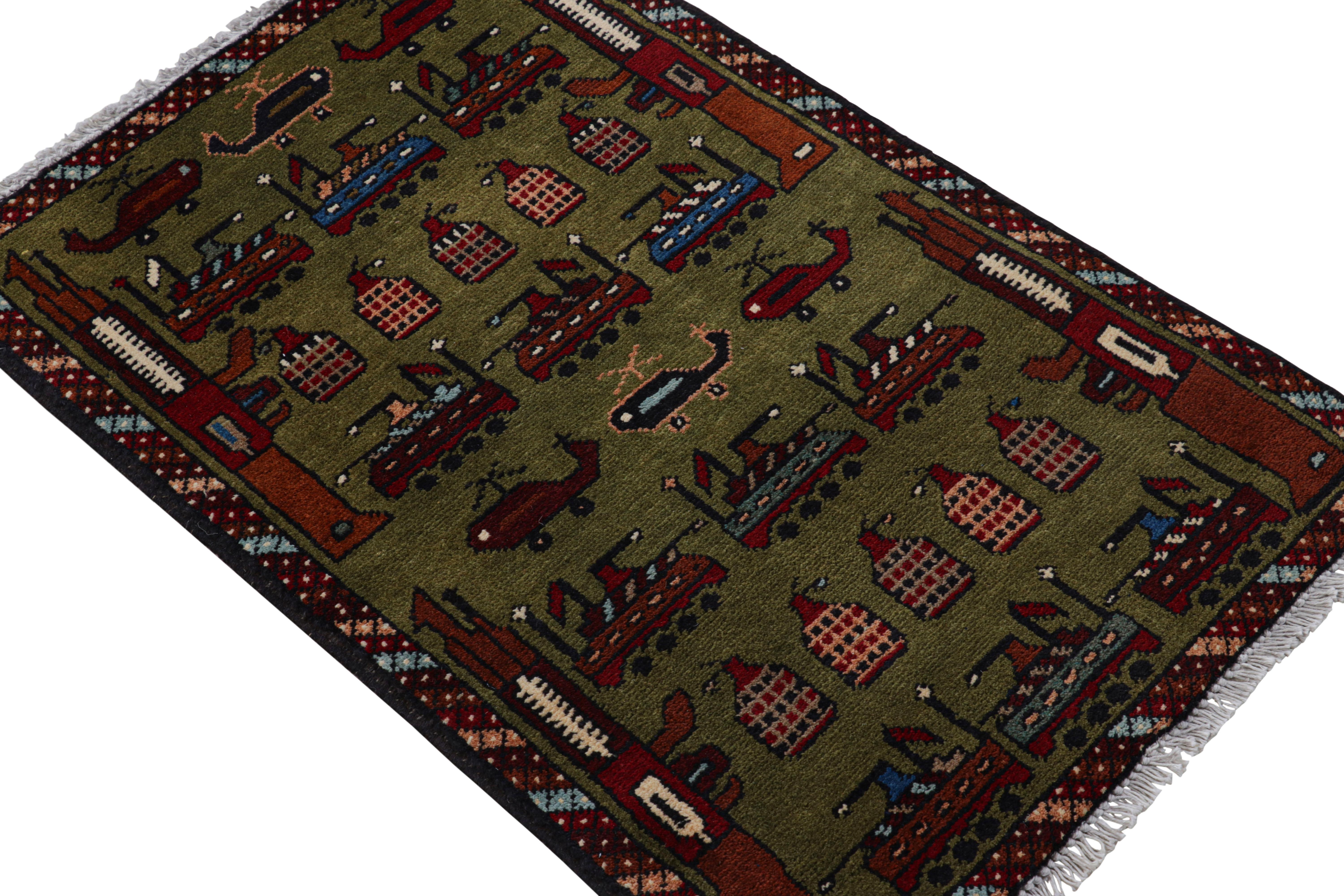 Afghano Tappeto tribale Modern Classics di Rug & Kilim con foto di elicotteri e carri armati in vendita