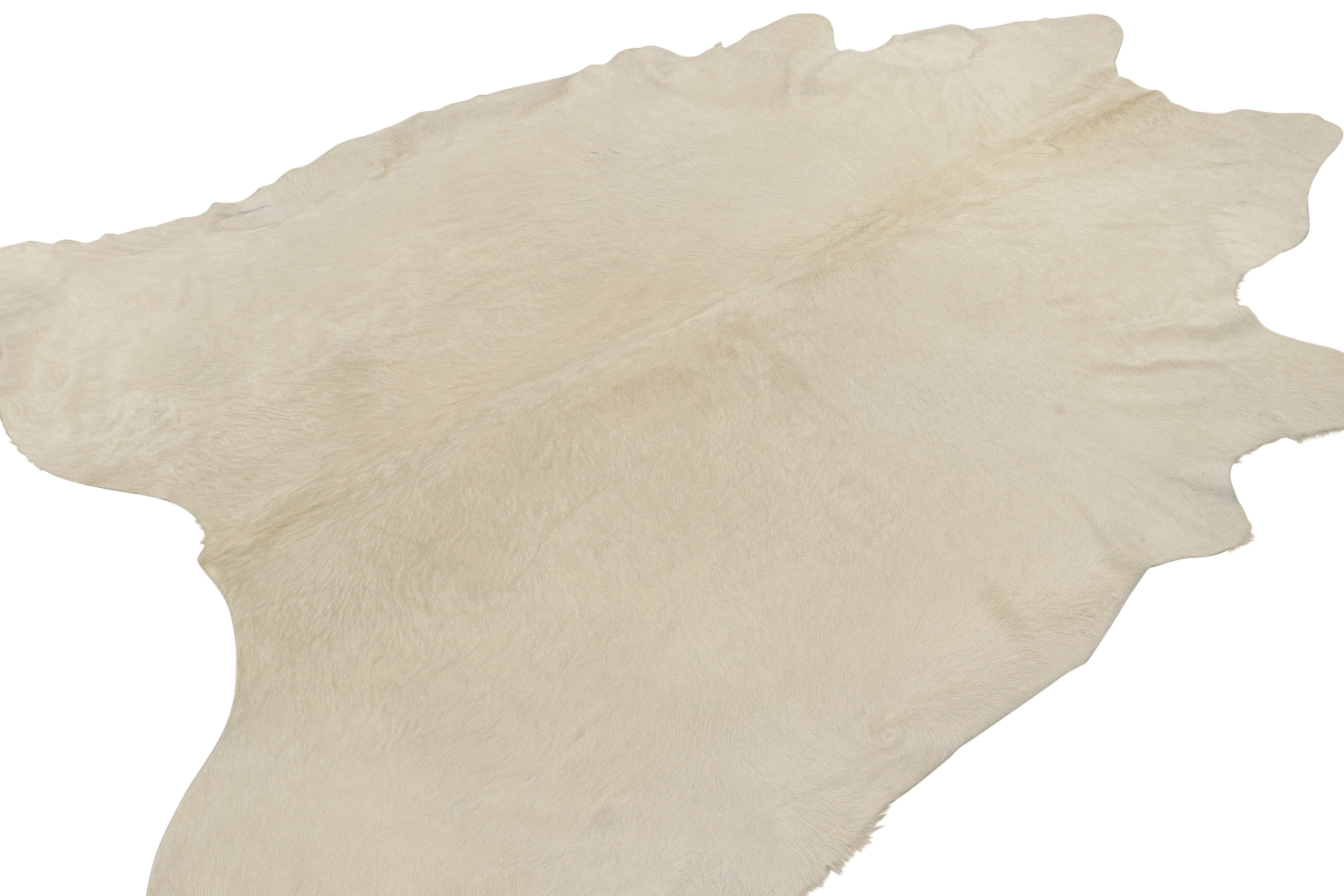 This 7x9 contemporary cowhide rug, originating from Brazil, is a comfortable and stylish addition to wide range of spaces for its unique shape inherent to the craft. 

On the Design: 

Admirers of the craft may appreciate this new cowhide rug made