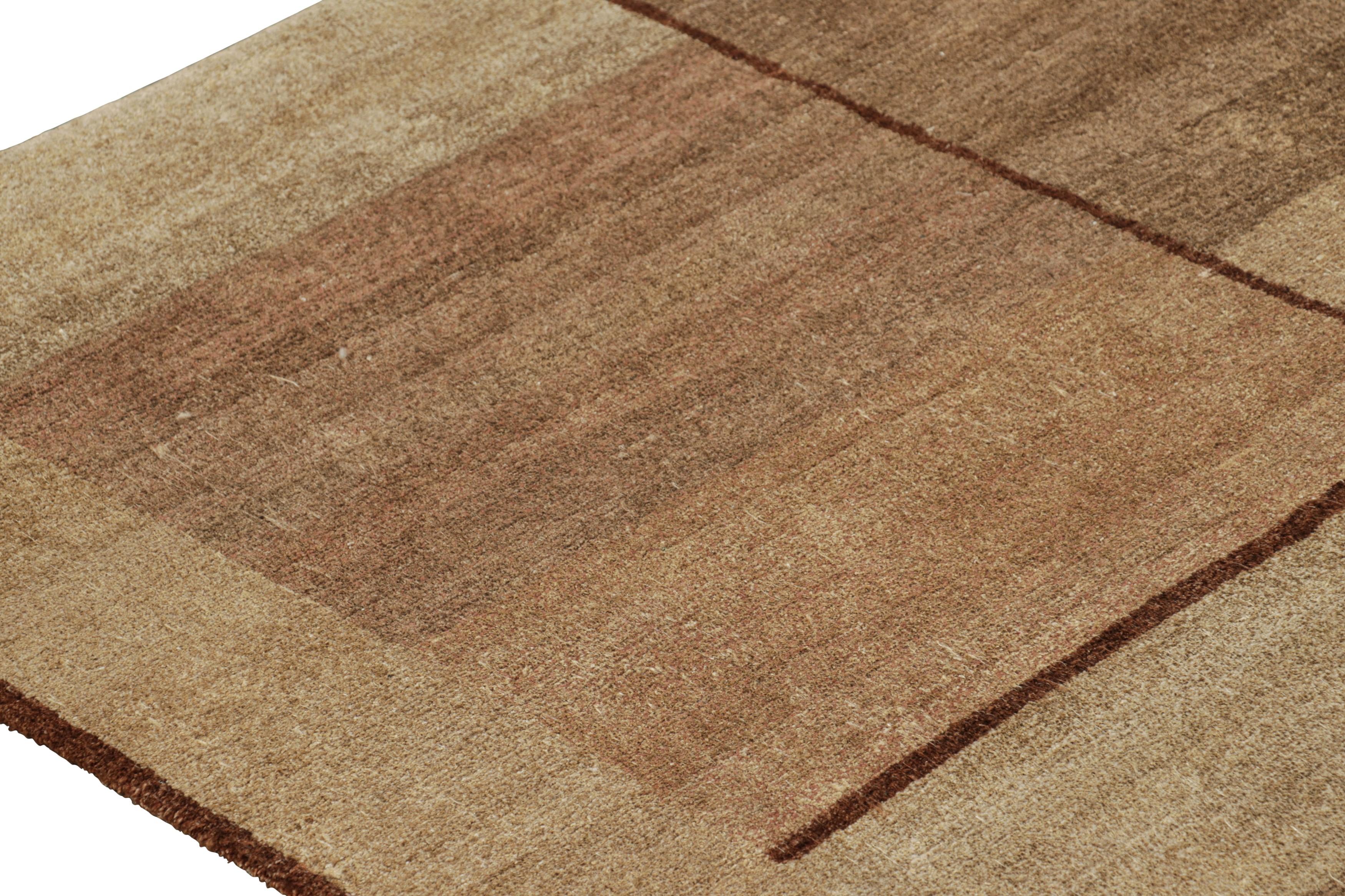Art déco Rug & Kilim's Modern Cubist Style Rug with Beige-Brown Geometric Patterns (tapis moderne de style cubiste avec des motifs géométriques beige-brun) en vente