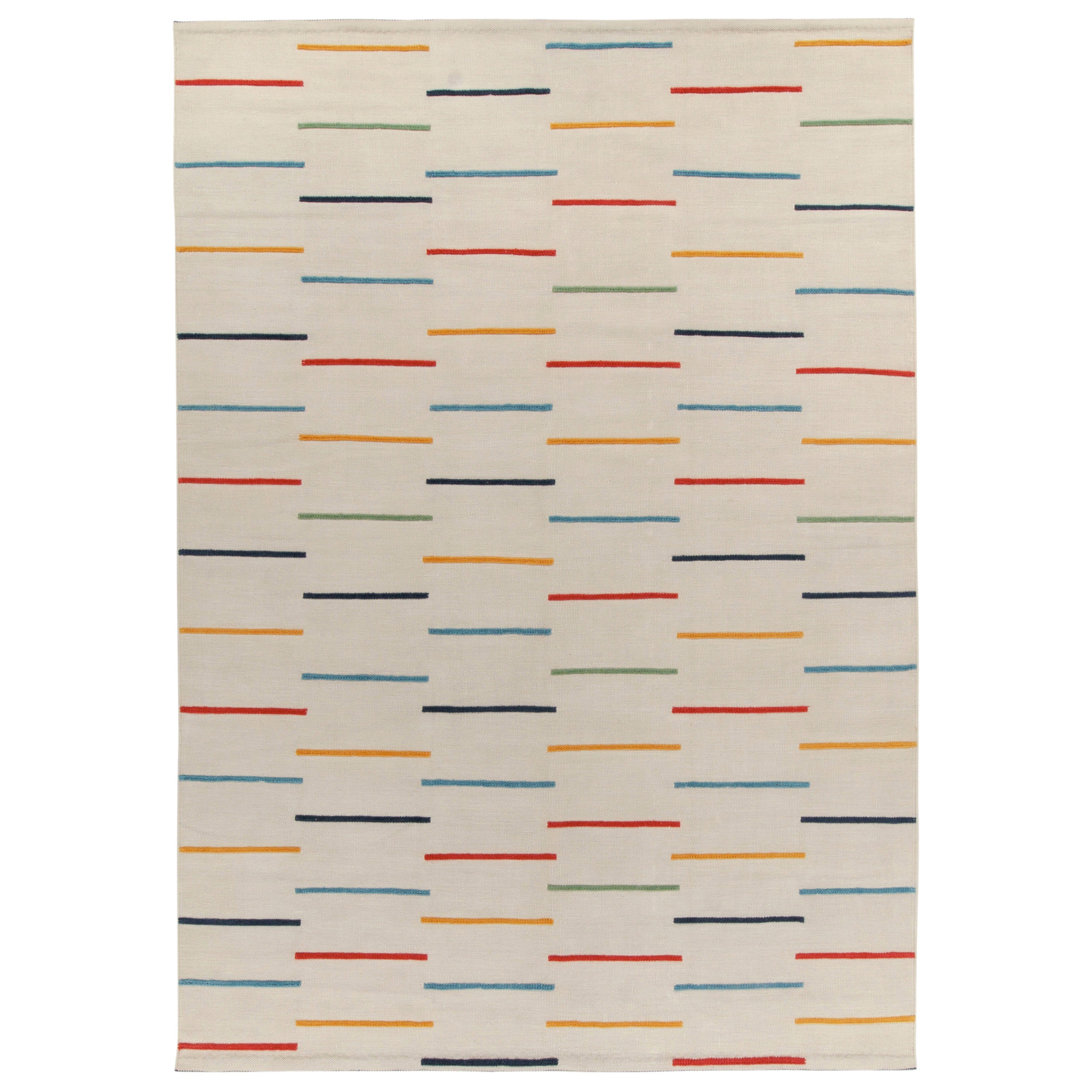 Moderner Teppich &amp; Kilims, maßgefertigter Kelim in mehrfarbigen Streifen auf Weiß im Angebot