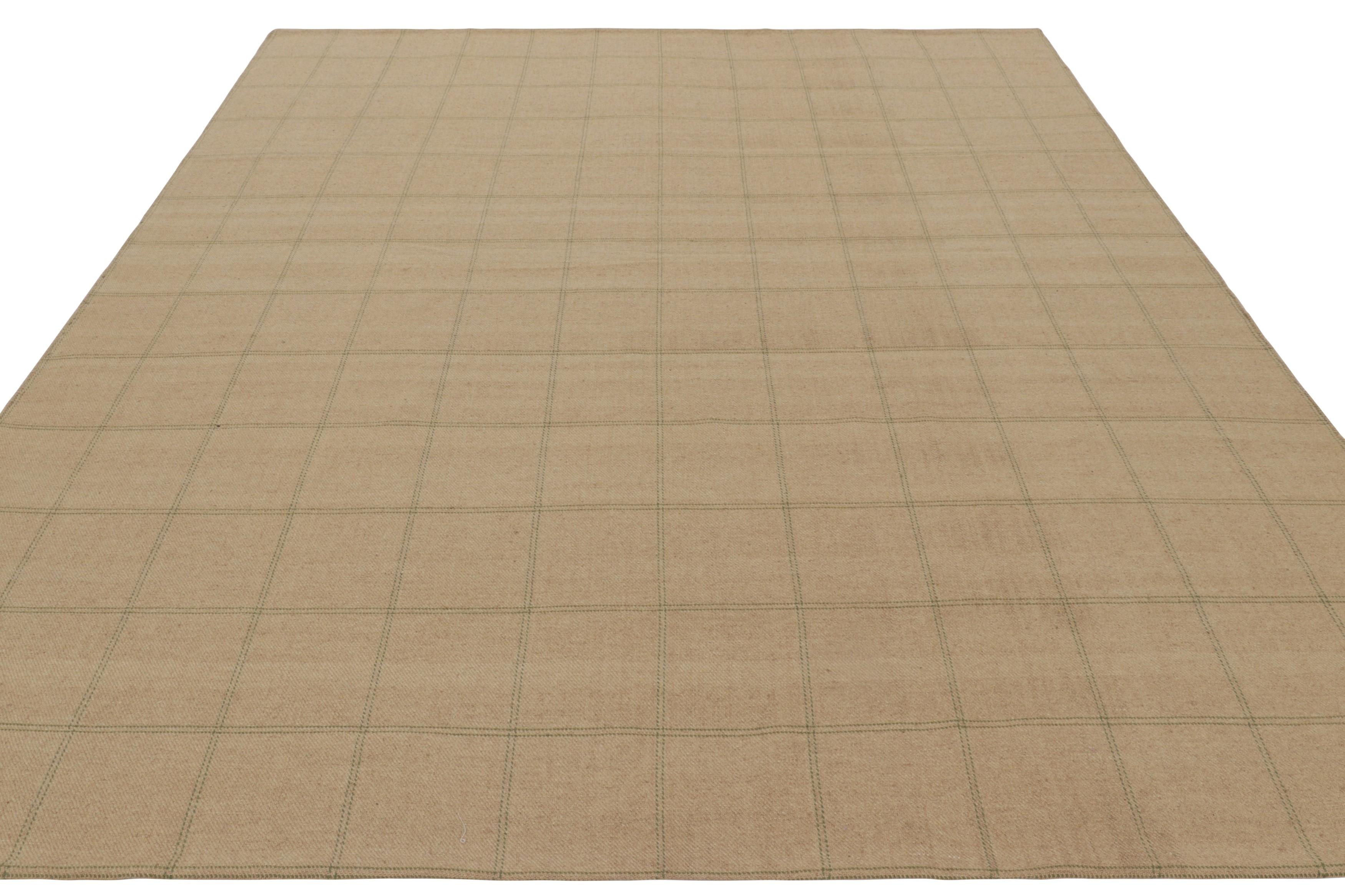 Indiano Rug & Kilim: design moderno di un tappeto personalizzato in beige con motivi geometrici verdi in vendita
