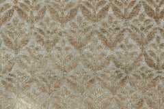 Campione di tappeto moderno personalizzato Rug & Kilim, A. Silver con motivi floreali beige