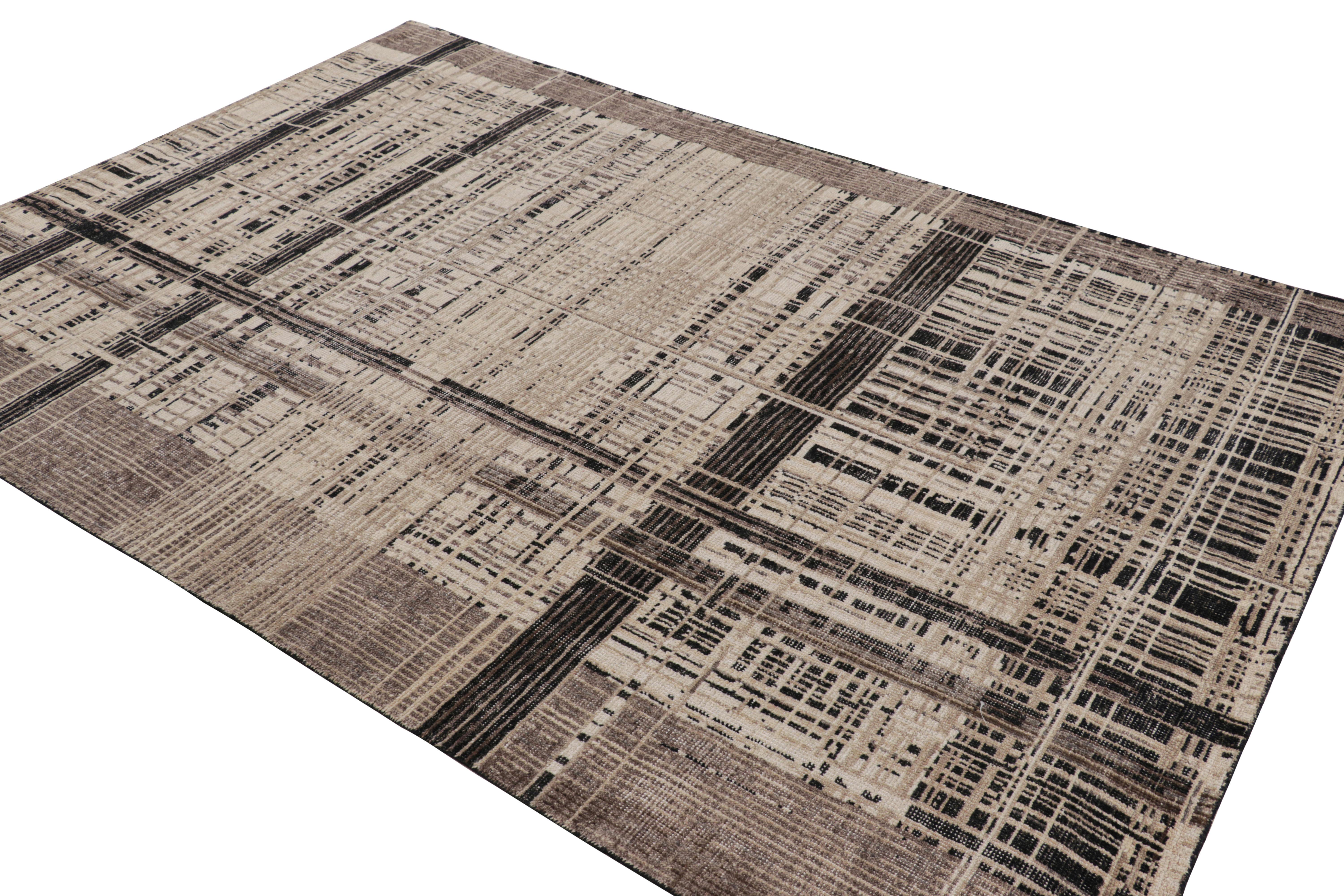 Rug & Kilim’s Modern Distressed Geometric Rug in Beige/Brown White & Black Tones In New Condition For Sale In Long Island City, NY