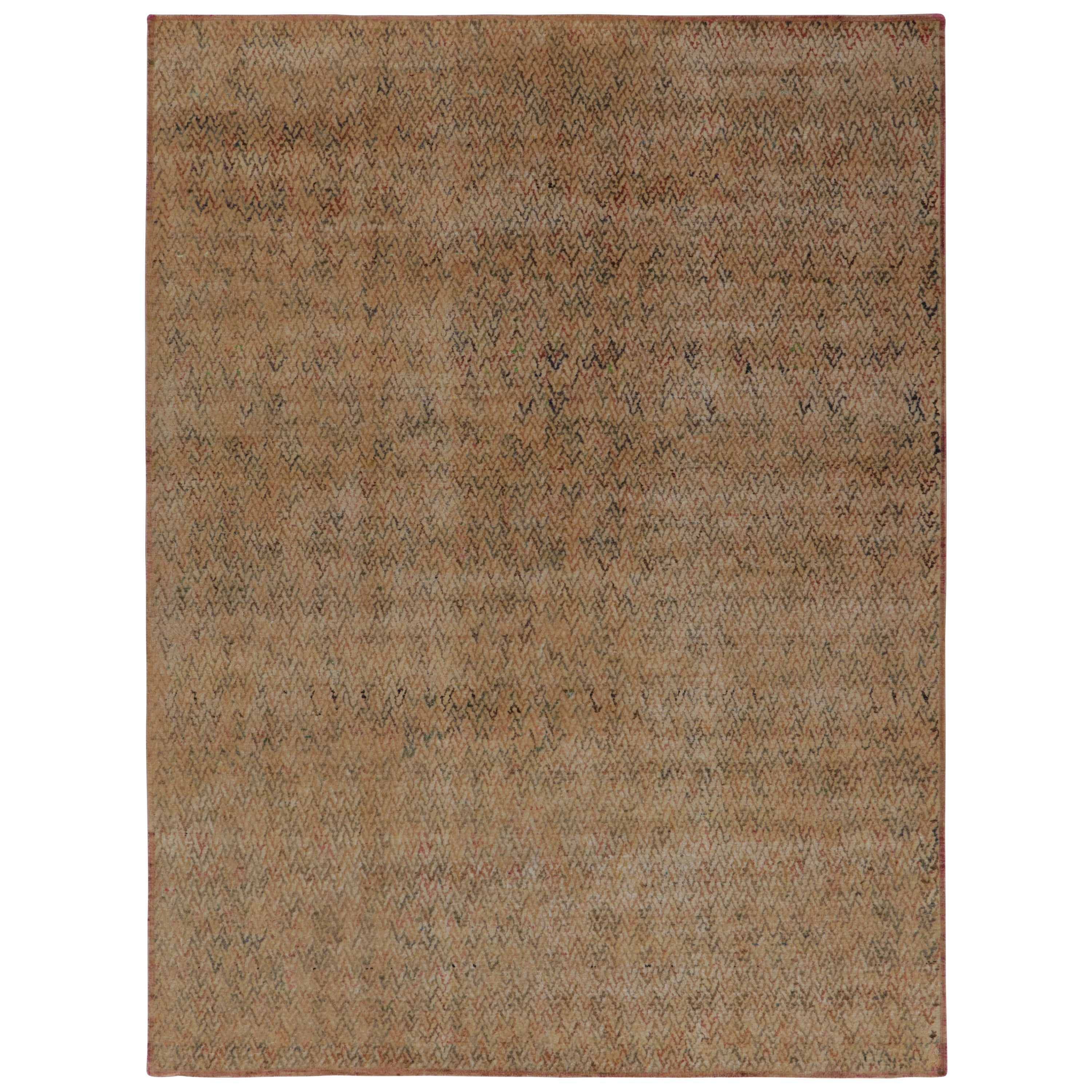 Rug 
Kilim
s Modern Distressed Rug in Beige and Gold with Geometric Patterns (tapis moderne vieilli en beige et or avec des motifs géométriques)