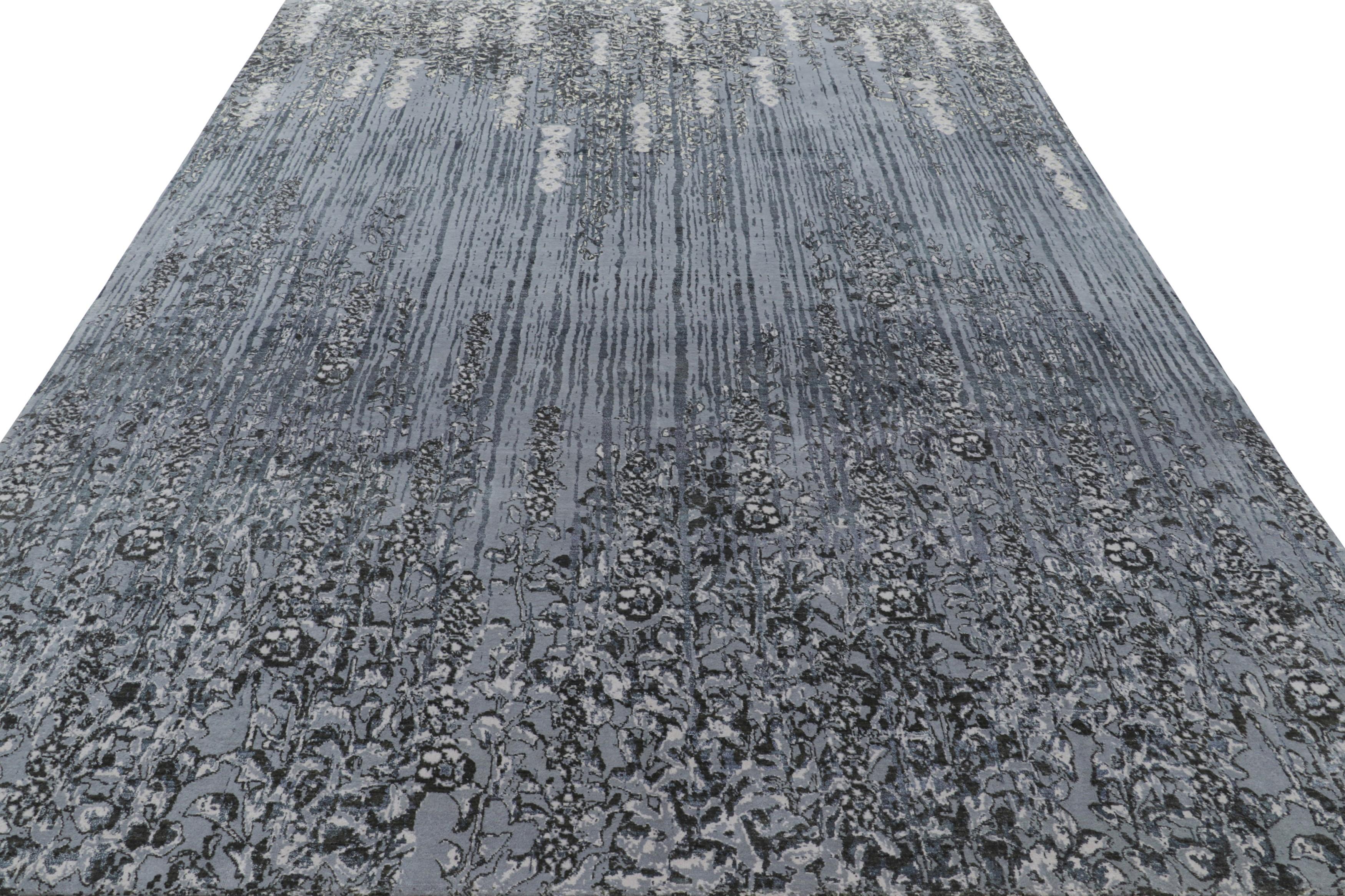 Indian Rug & Kilim’s Abstract Floral Rug In Tones Of Gray And Black “Shakaviz” For Sale
