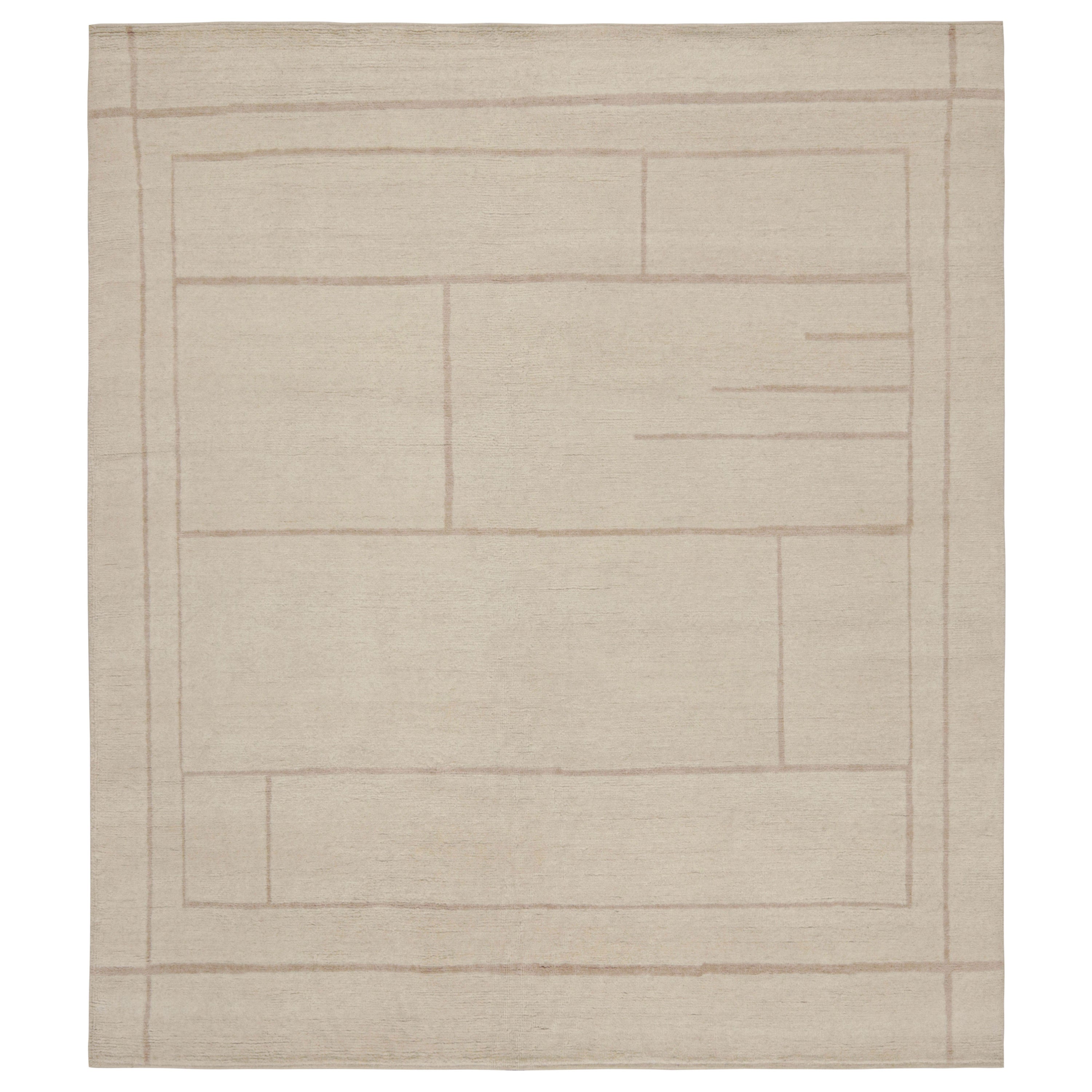 Rug & Kilim's Modern French Art Deco Style Teppich in Beige-Braun Geometrisches Muster