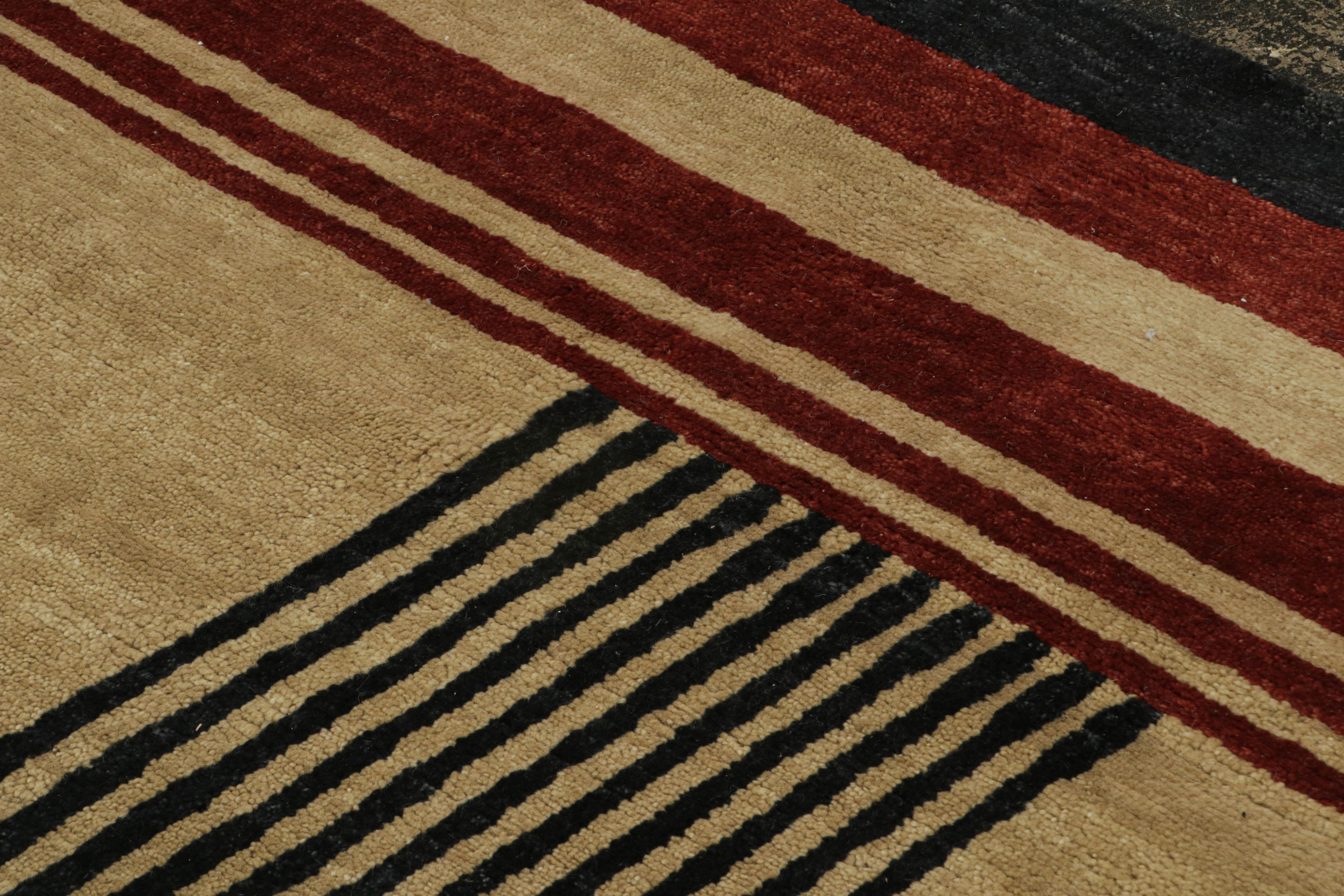 Rug & Kilim's Moderner französischer Teppich im Art-Déco-Stil mit geradlinigem, geometrischem Muster (Handgeknüpft) im Angebot