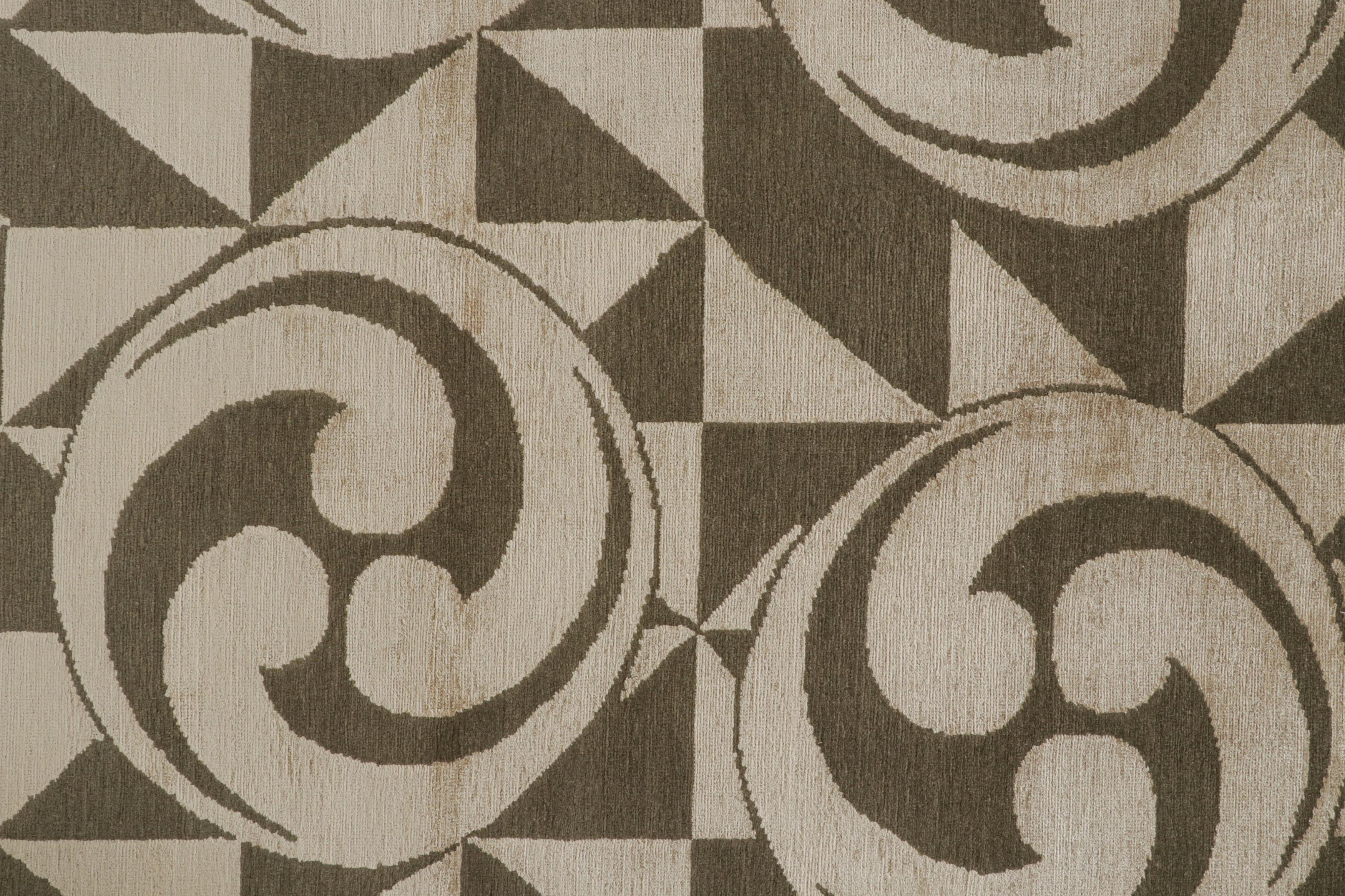 XXIe siècle et contemporain Rug & Kilim's Modern Geometric Rug in Beige-Brown and Cream Tones Kaleidoscope (tapis géométrique moderne dans les tons beige-marron et crème) en vente