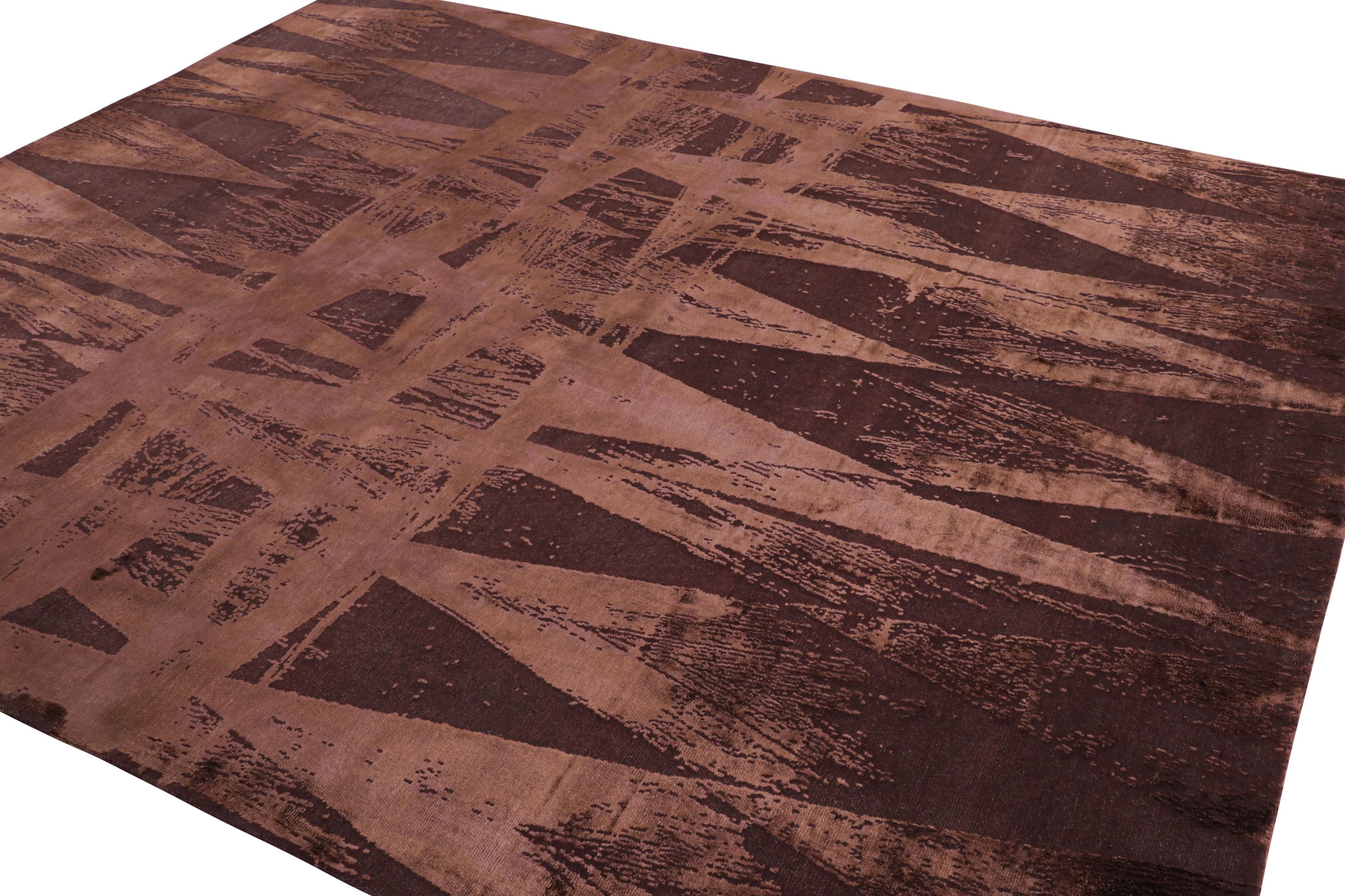 Rug & Kilim’s Modern Geometric Rug in Burgundy Tones “Diamonds Vintage” In New Condition For Sale In Long Island City, NY