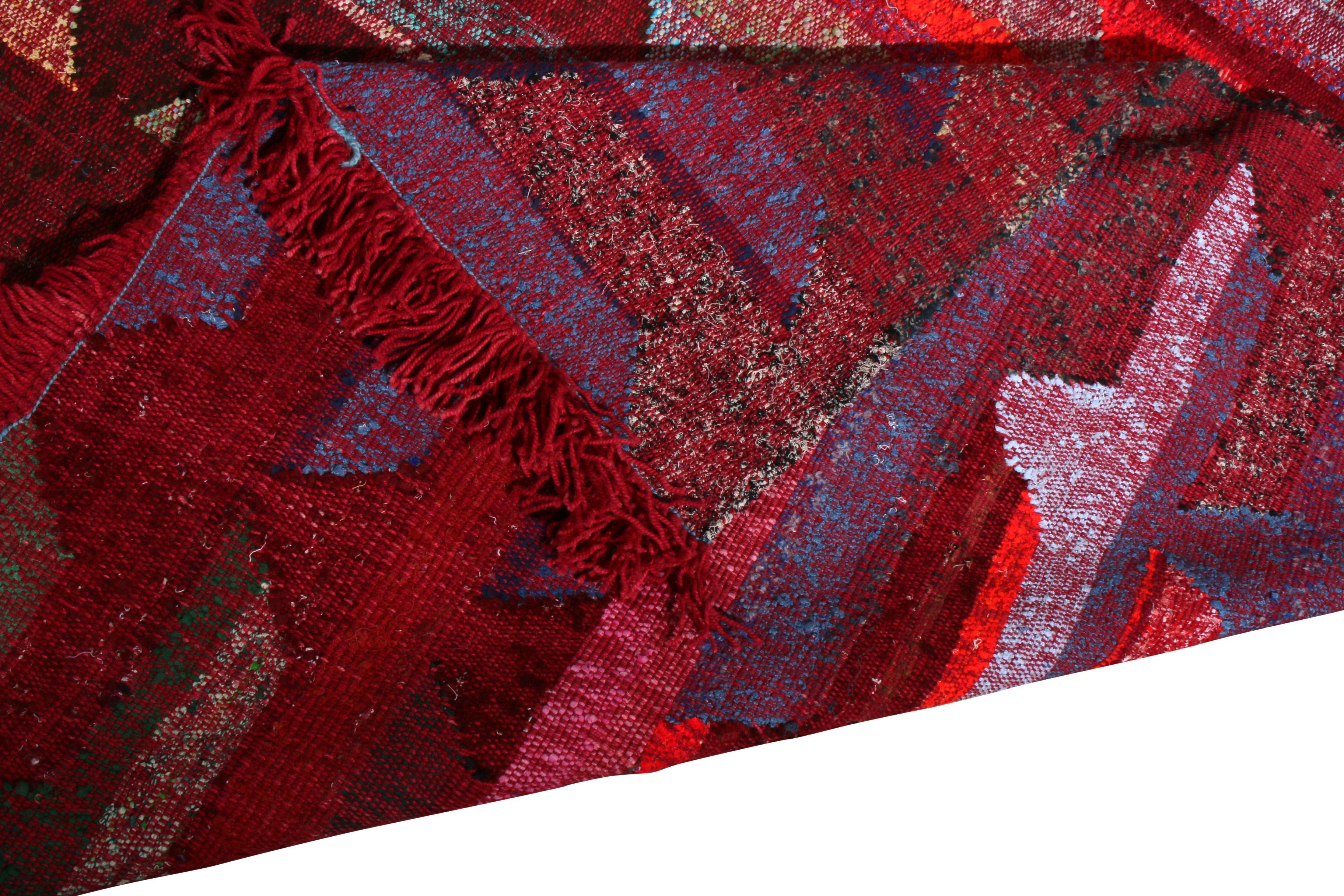 Moderner Teppich & Kelim, geometrisches rotes und lila geometrisches Muster, Kelim im Zustand „Neu“ im Angebot in Long Island City, NY