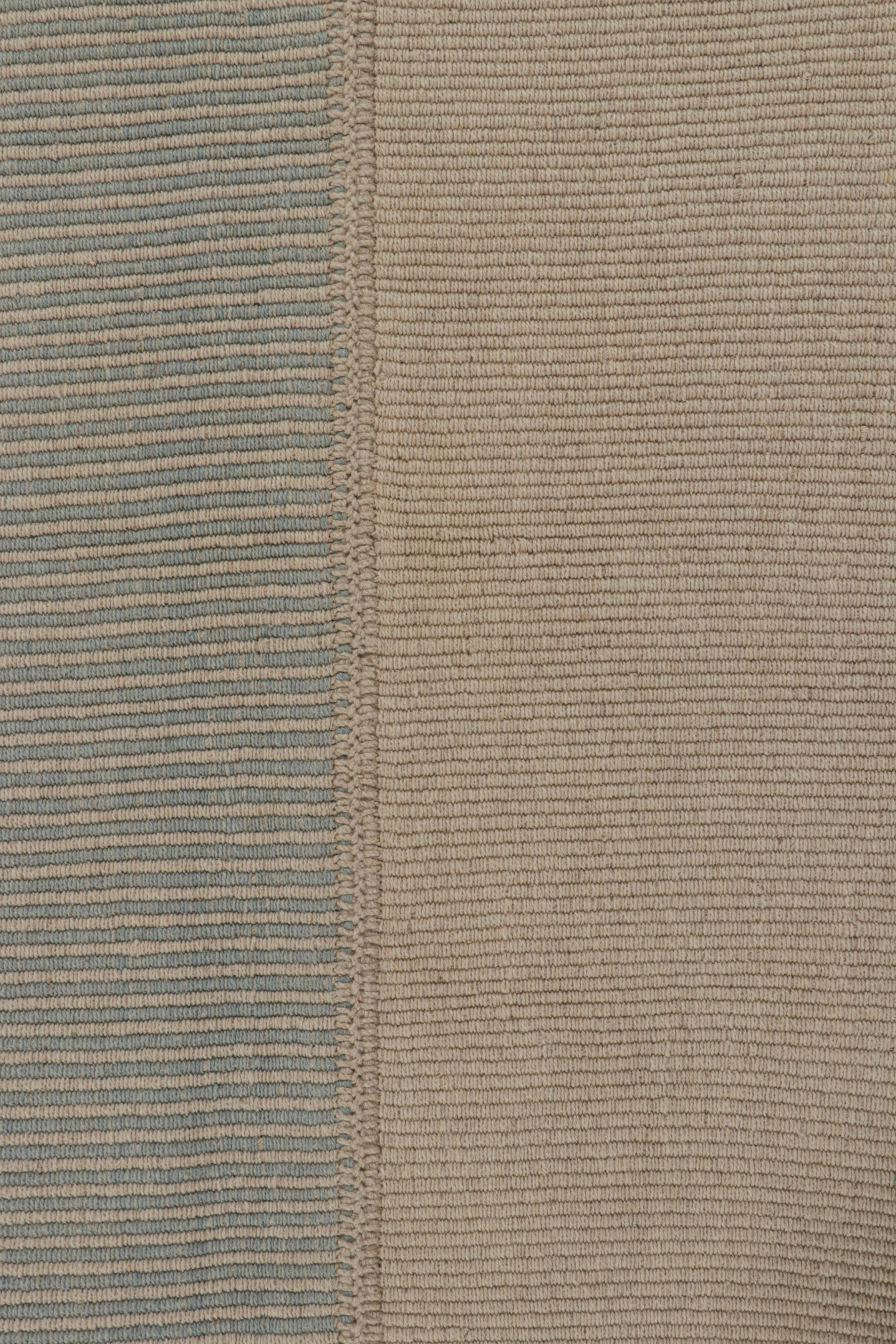 Rug & Kilim's Modern Kilim in Beige & Blue Stripes (Kilim moderne avec des rayures beiges et bleues) Neuf - En vente à Long Island City, NY