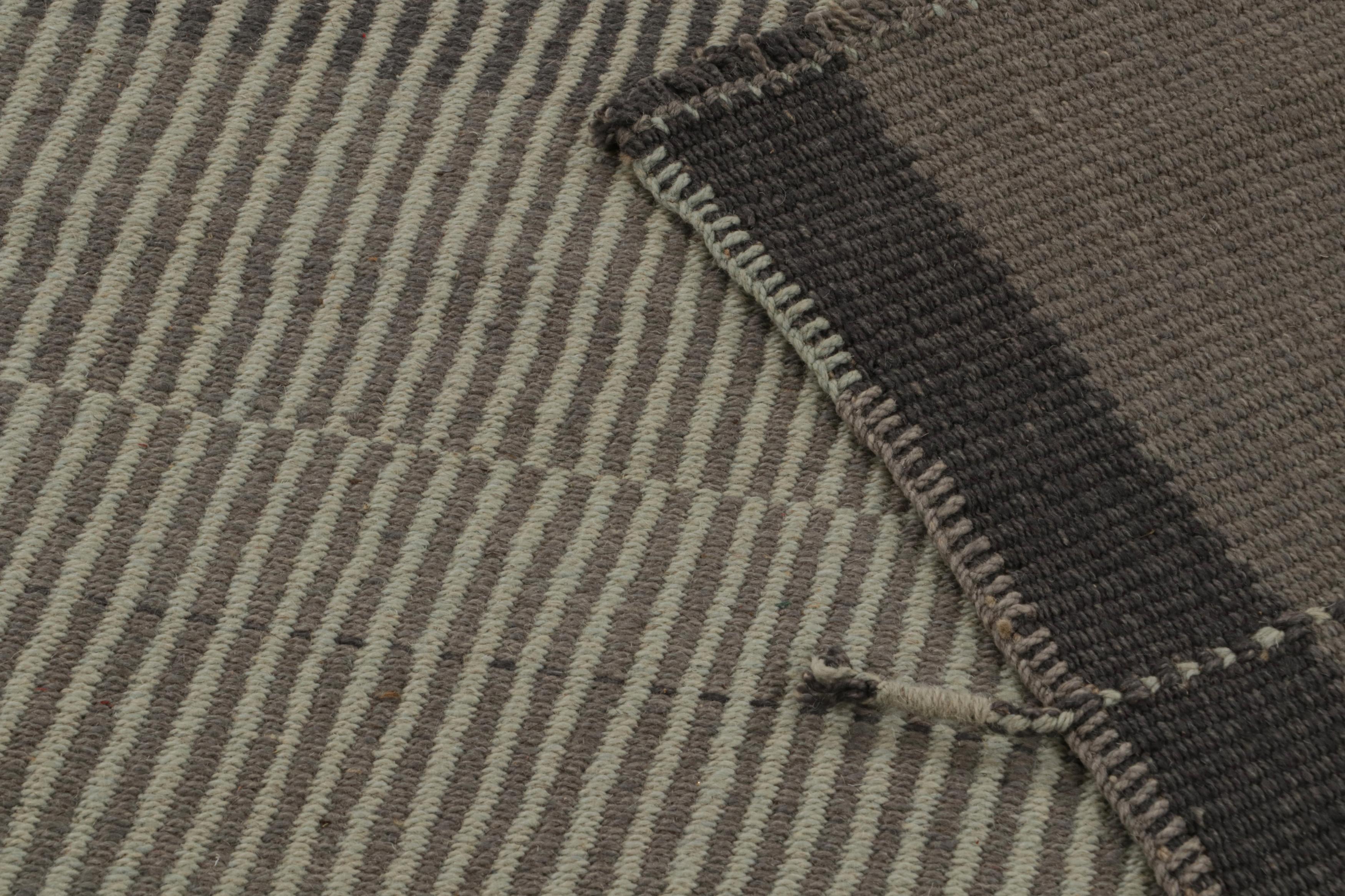 Contemporary Rug & Kilim’s Modern Kilim in Beige & Gray stripes For Sale
