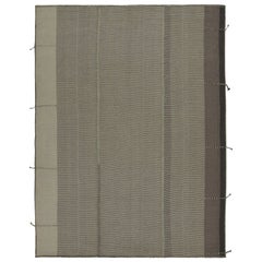 Rug & Kilim's Modern Kilim in Beige und Grau gestreift