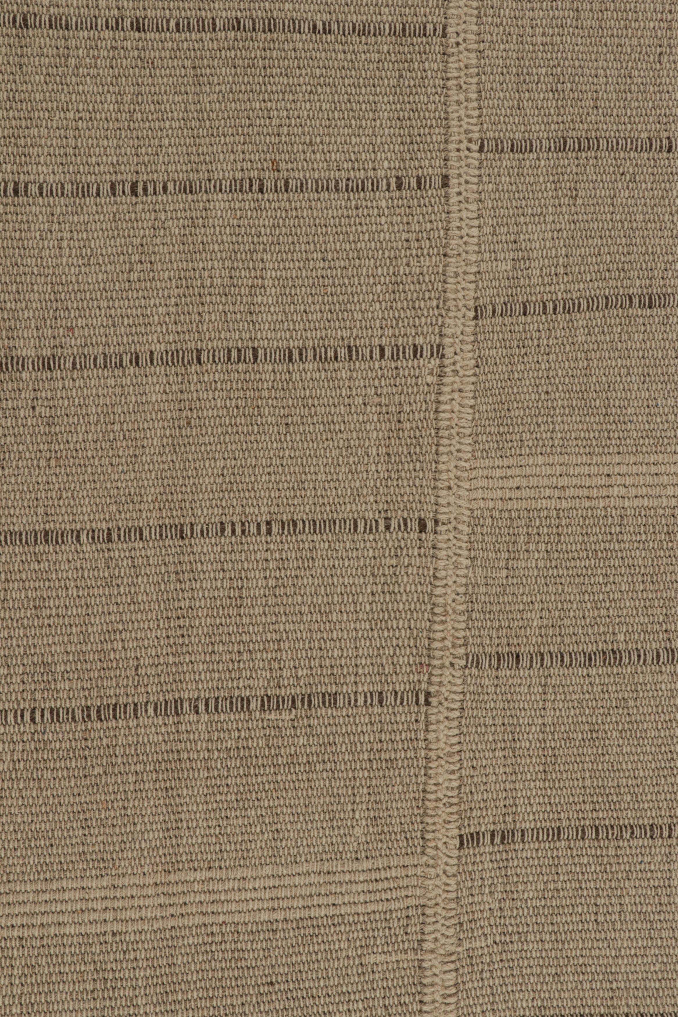 Rug & Kilim's Modern Kilim in Beige & Rostorange gestreift mit Taupe-Akzenten im Zustand „Neu“ im Angebot in Long Island City, NY