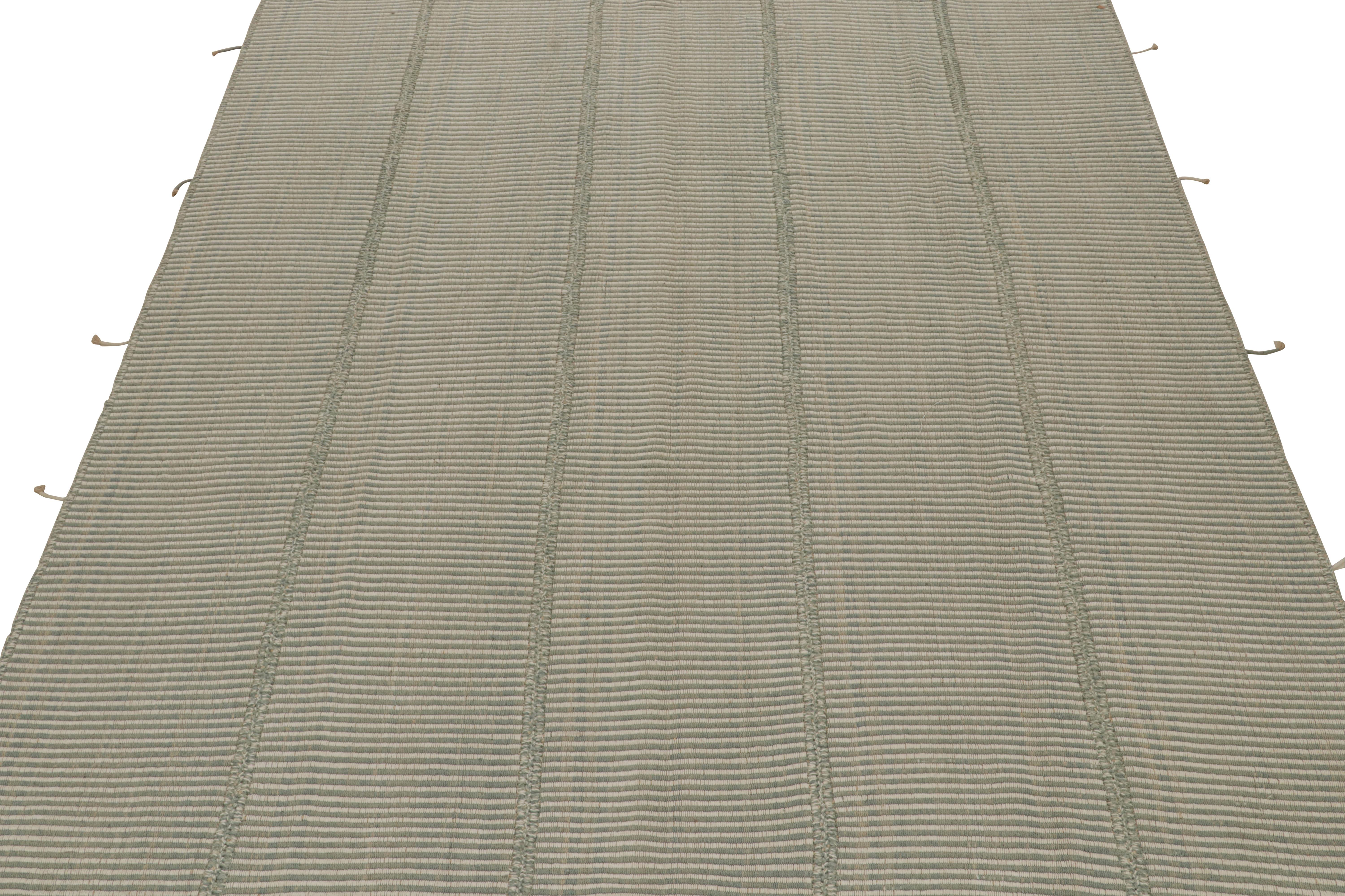 Moderno Rug & Kilim - Kilim moderno in grigio con strisce e accenti beige-blu in vendita