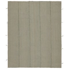 Rug & Kilim - Kilim moderno in grigio con strisce e accenti beige-blu