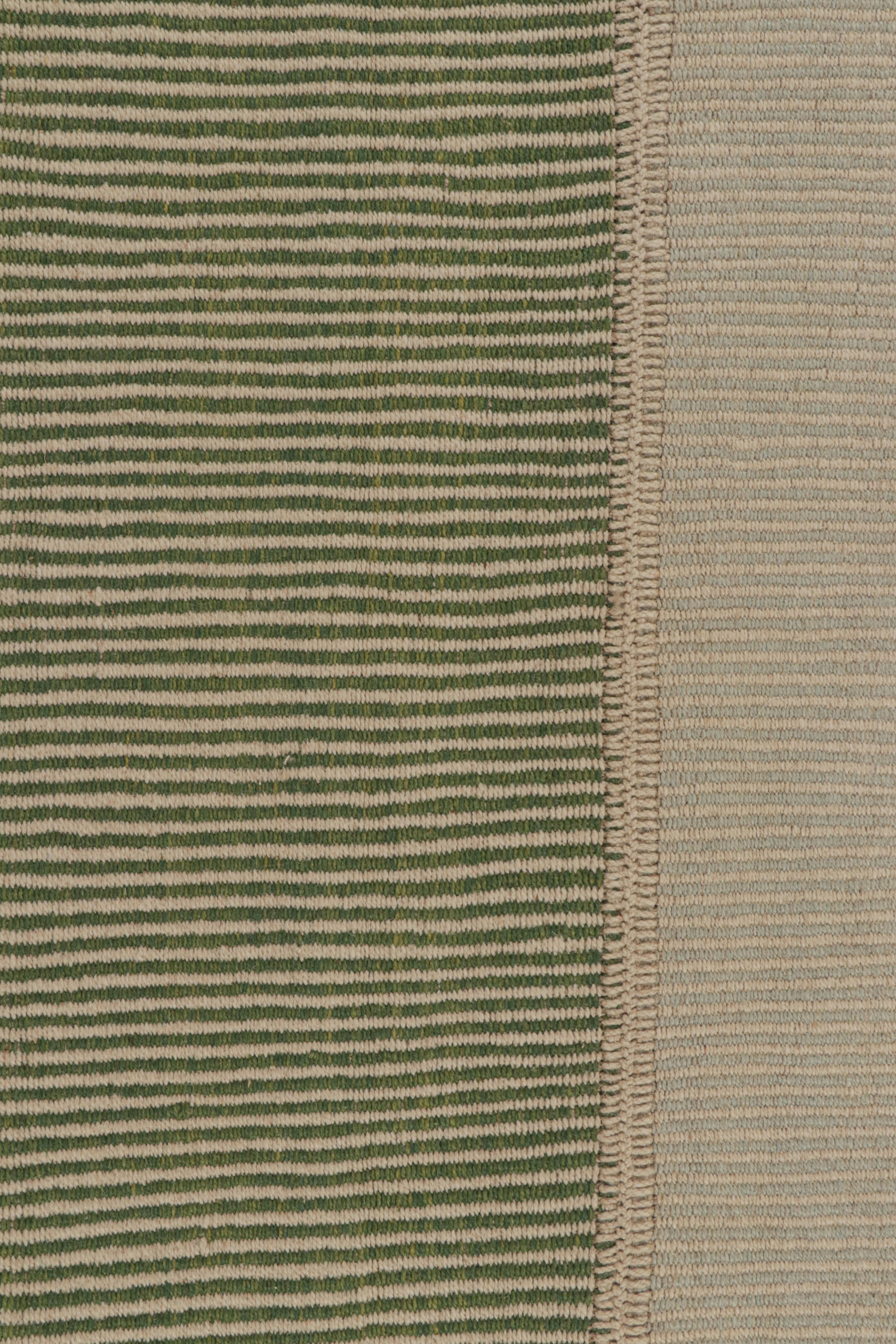 Rug & Kilim's Modern Kilim Rug in Beige-Brown & Green Textural Stripes (tapis moderne en Kilim beige, marron et vert) Neuf - En vente à Long Island City, NY