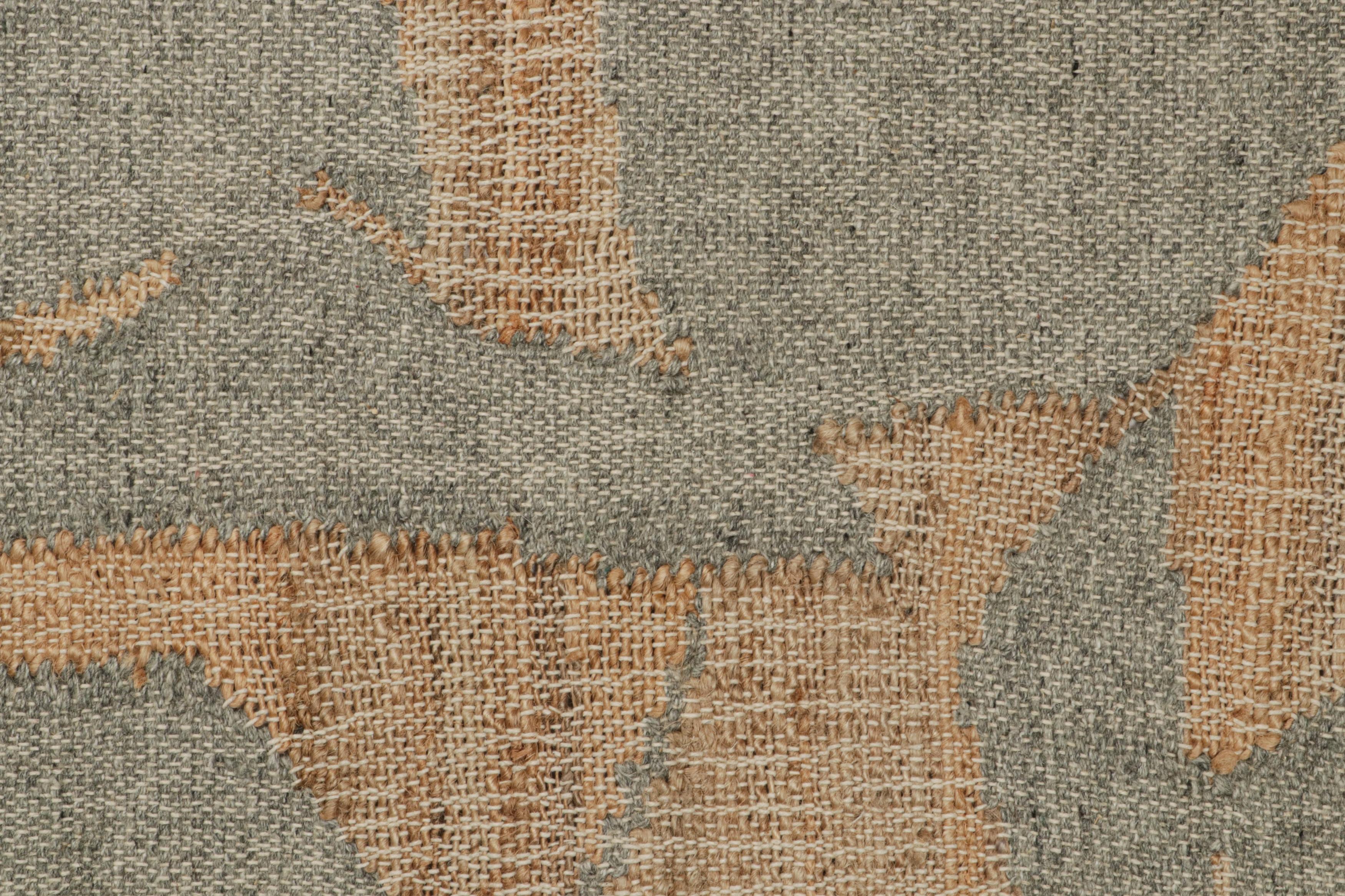 Contemporary Rug & Kilim’s Modern Kilim rug in Brown & Grey Patterns For Sale