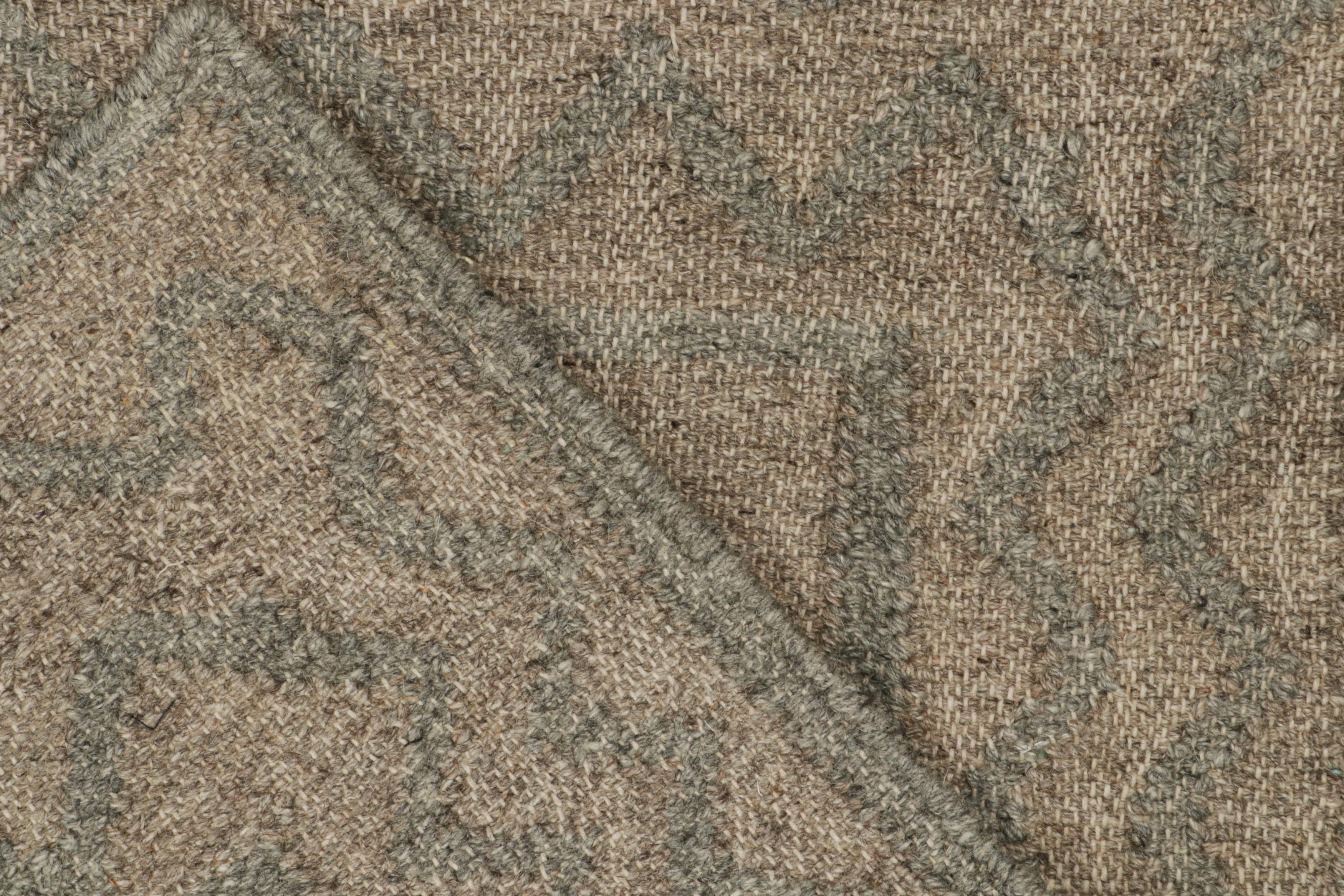 Wool Rug & Kilim’s Modern Kilim rug in Brown & Grey Patterns For Sale