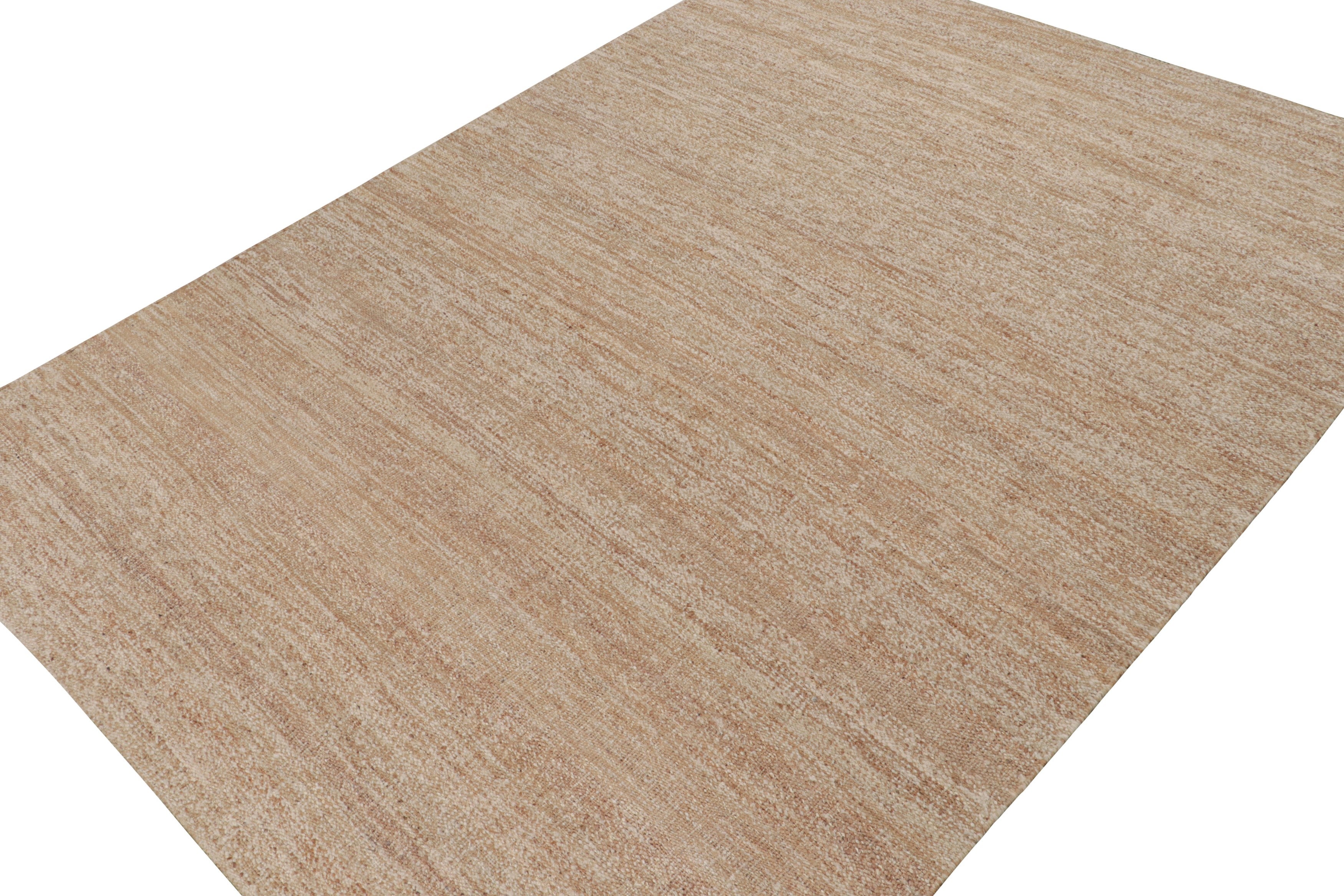 This 10×14 flatweave in contemporary design belongs to Rug & Kilim’s brand new collection – all handwoven in jute.

On the Design: 

The kilim rug enjoys a tasteful boucle-like texture and sense of movement for a more modern take on plain rugs. A