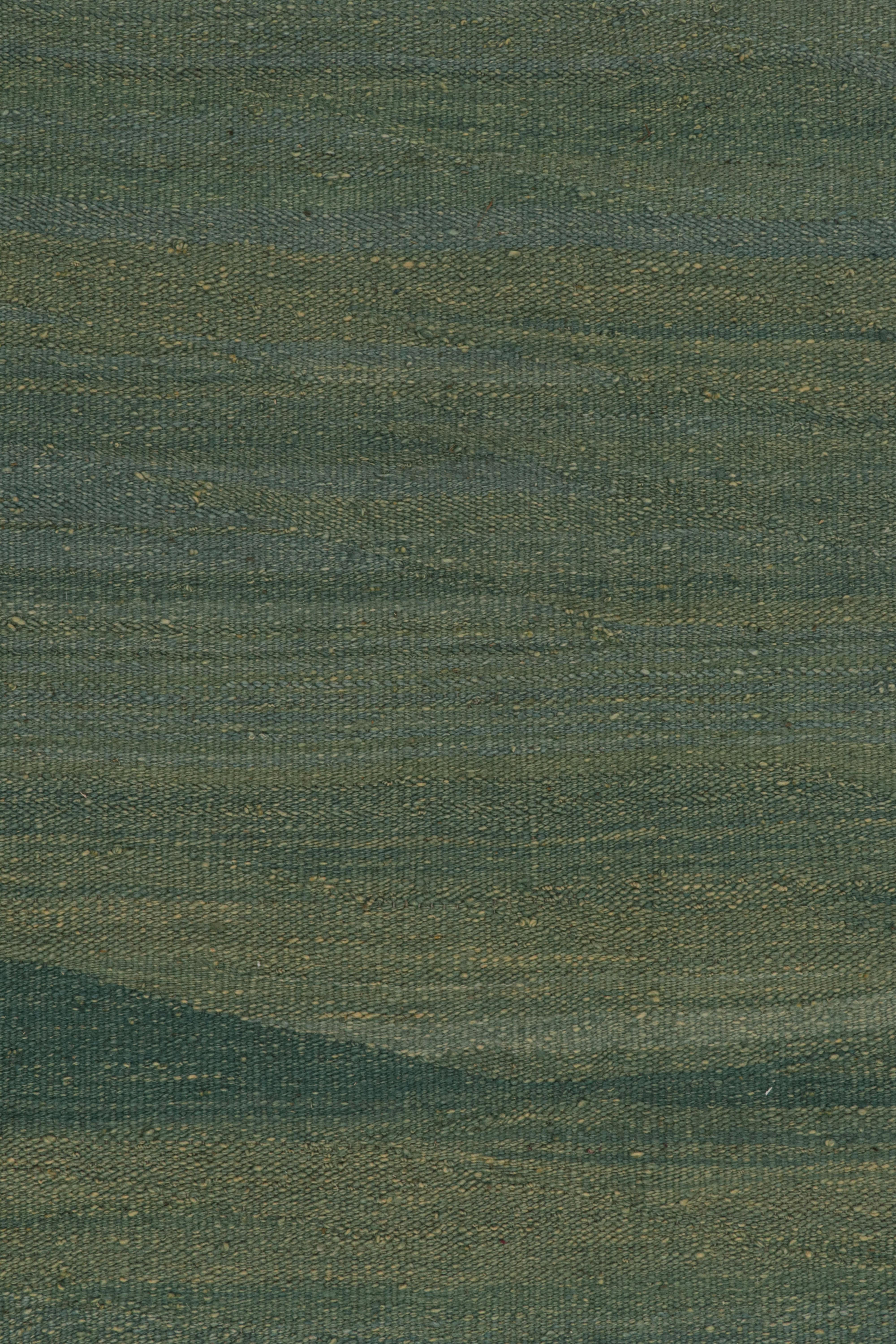 Rug & Kilims moderner Kilim-Teppich in Teal-Tönen mit gedämpften Mustern im Zustand „Neu“ im Angebot in Long Island City, NY