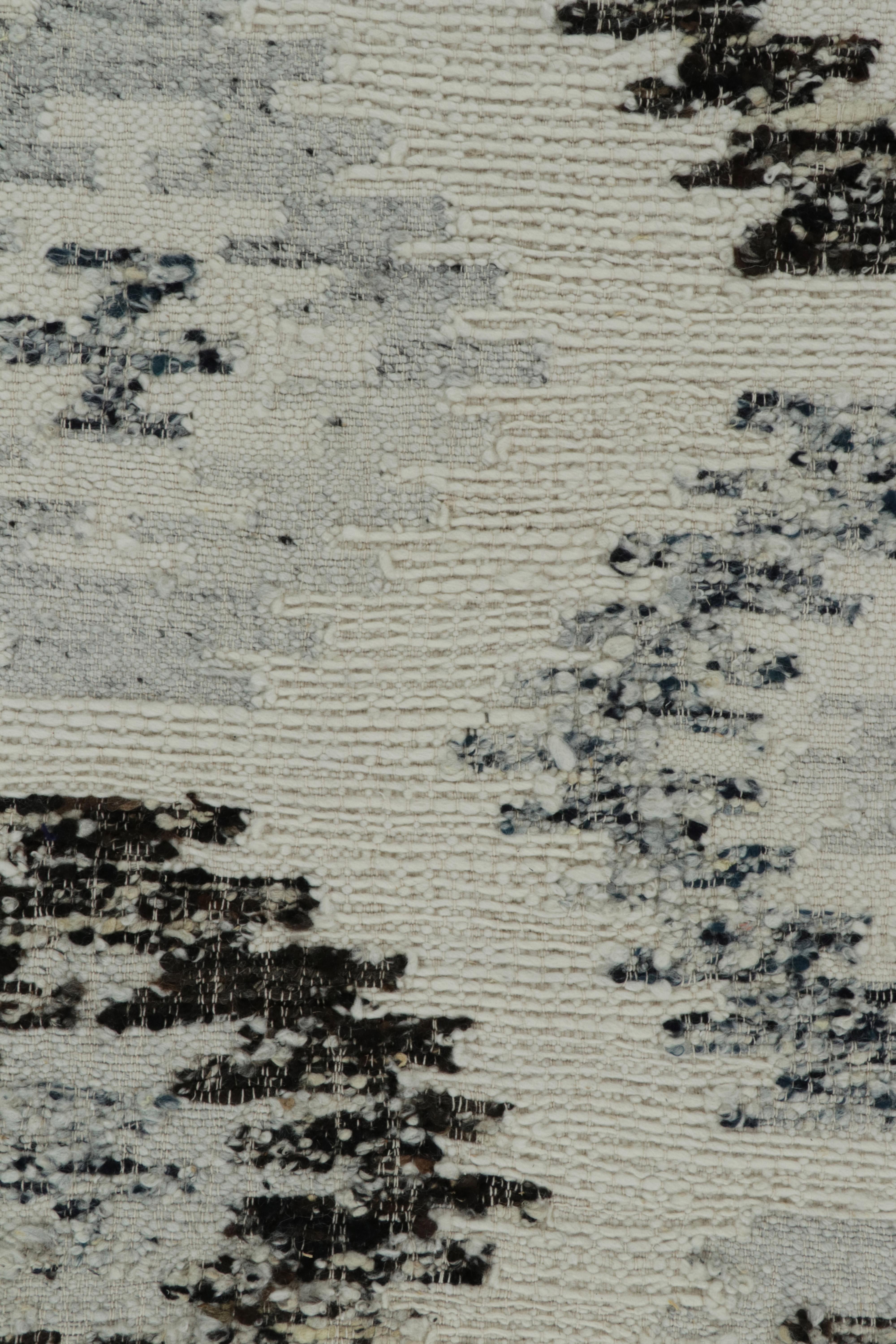 Contemporary Rug & Kilim's Modern Kilim Rug in White, Blue & Black Geometric Pattern For Sale