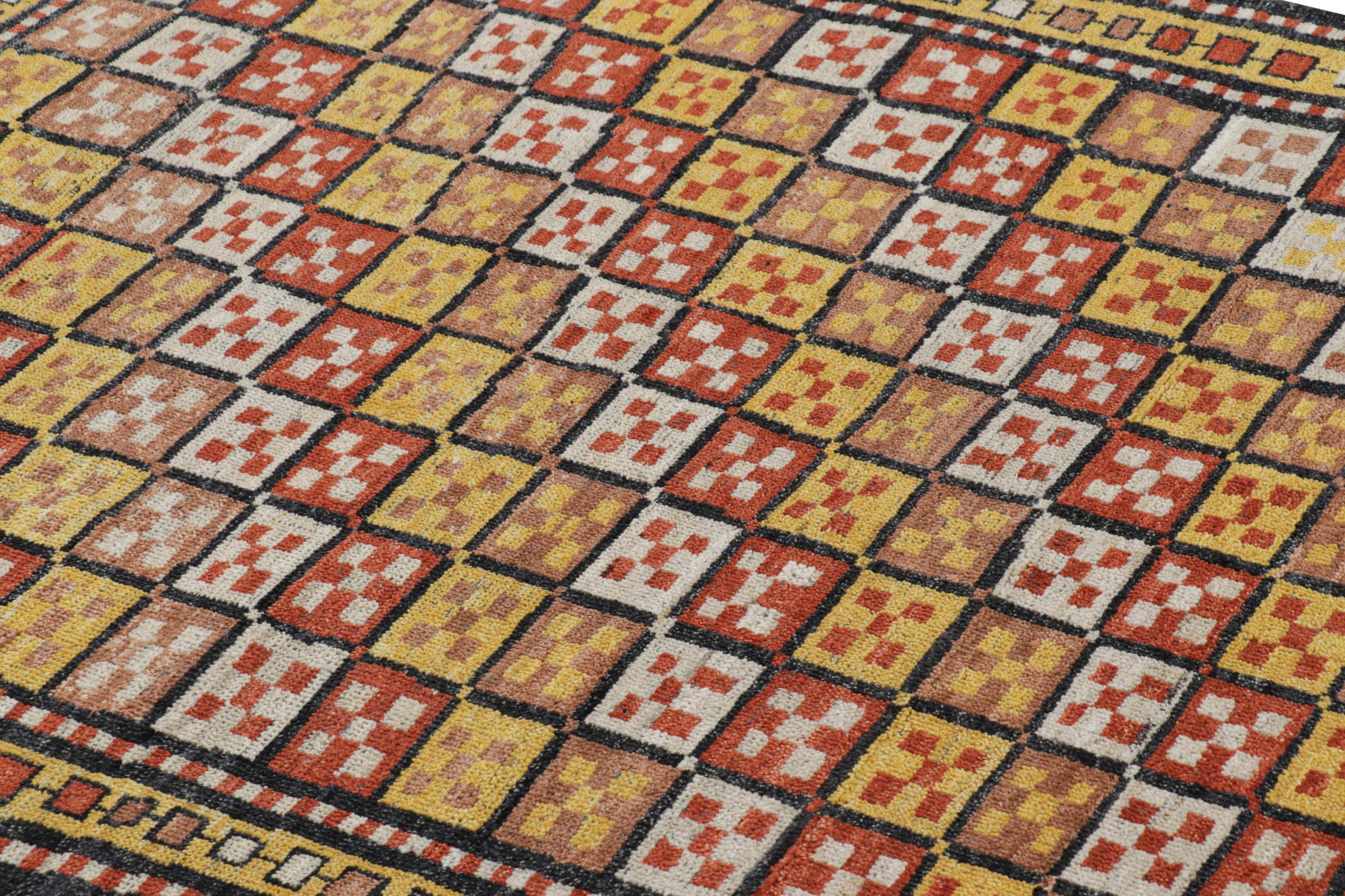 Realizzato con una speciale miscela di lana Ghazni annodata a mano, questo tappeto contemporaneo 4x5 della Rug & Kilim's custom-classics Burano Collection si ispira a un antico tappeto curdo di provenienza anatolica orientale della fine del XIX