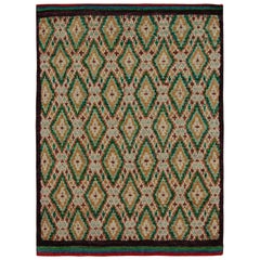 Rug & Kilim's Modernity Moroccan Style Rug in Green & Gold Geometric Patterns (tapis de style marocain moderne avec des motifs géométriques verts et dorés)