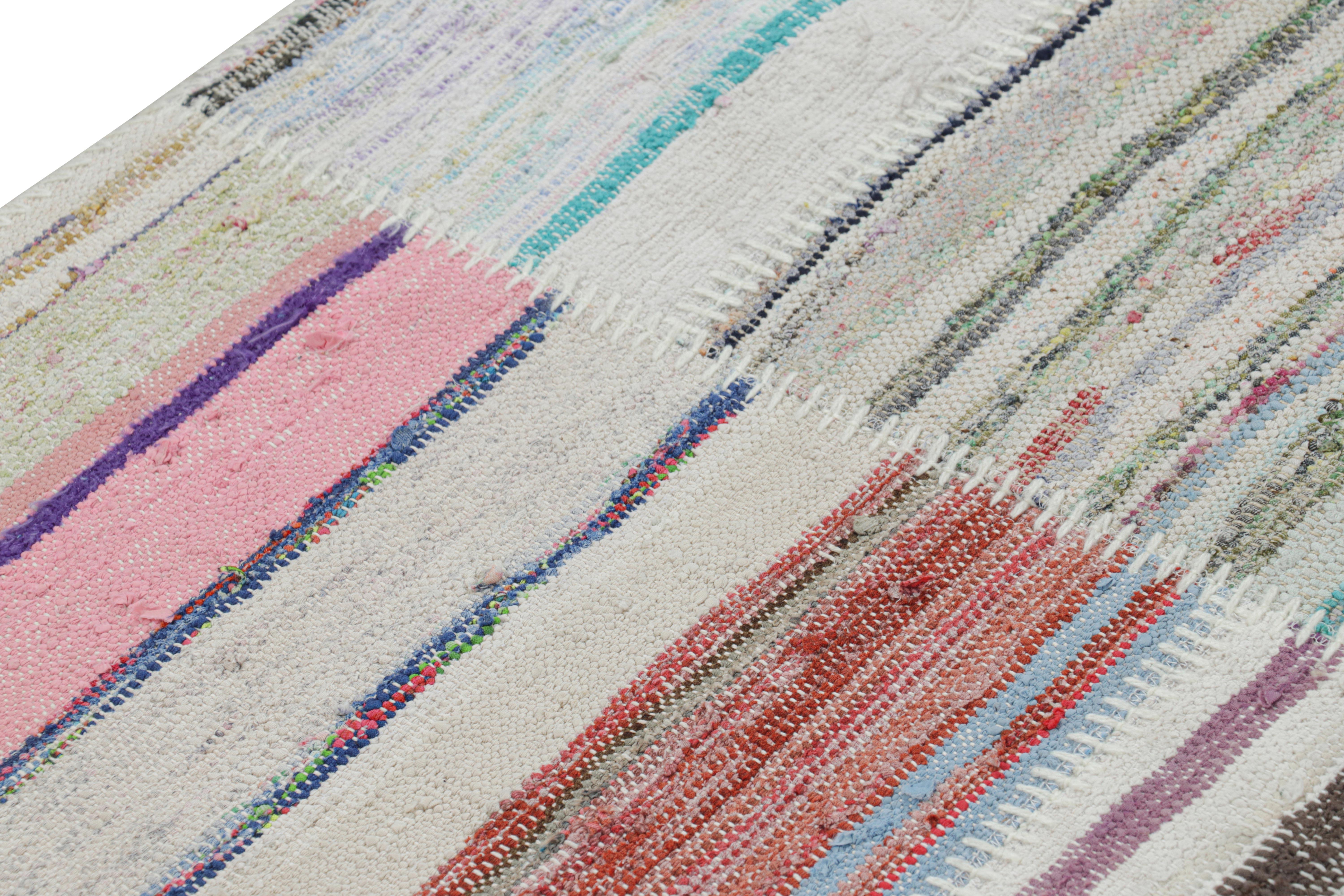 Moderno Rug & Kilim - Kilim moderno patchwork in beige con motivo a strisce multicolore in vendita