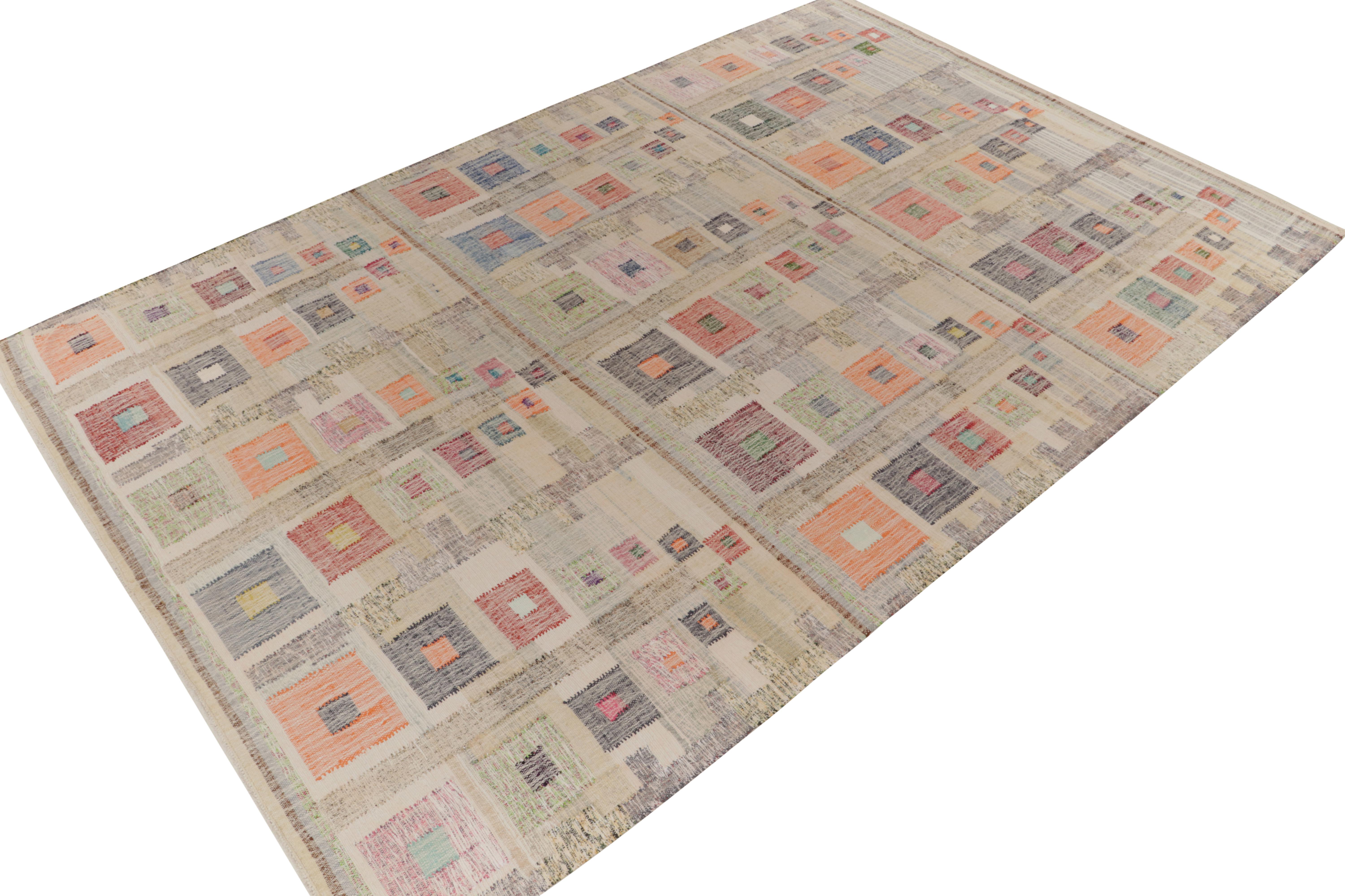 Handwoven in wool, this 10x15 modern patchwork kilim enjoys the exclusivity of Rug & Kilim’s exquisite library of vintage yarns. Exemplifying Principal Josh Nazmiyal’s artistic approach towards textural finesse & design innovation, this creation is