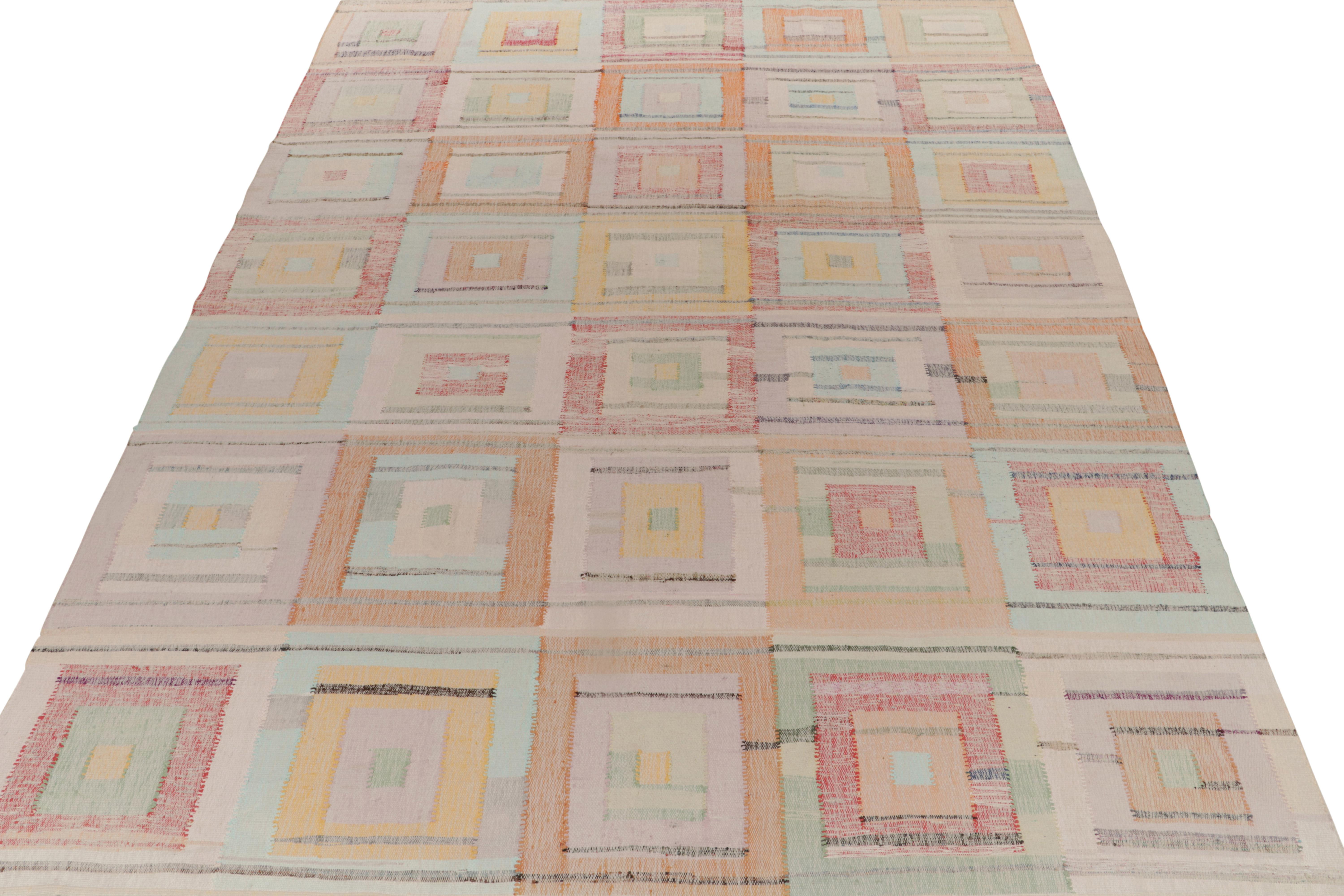 Moderner Patchwork-Kelim von Teppich & Kilims mit polychromen geometrischen Mustern (Türkisch) im Angebot