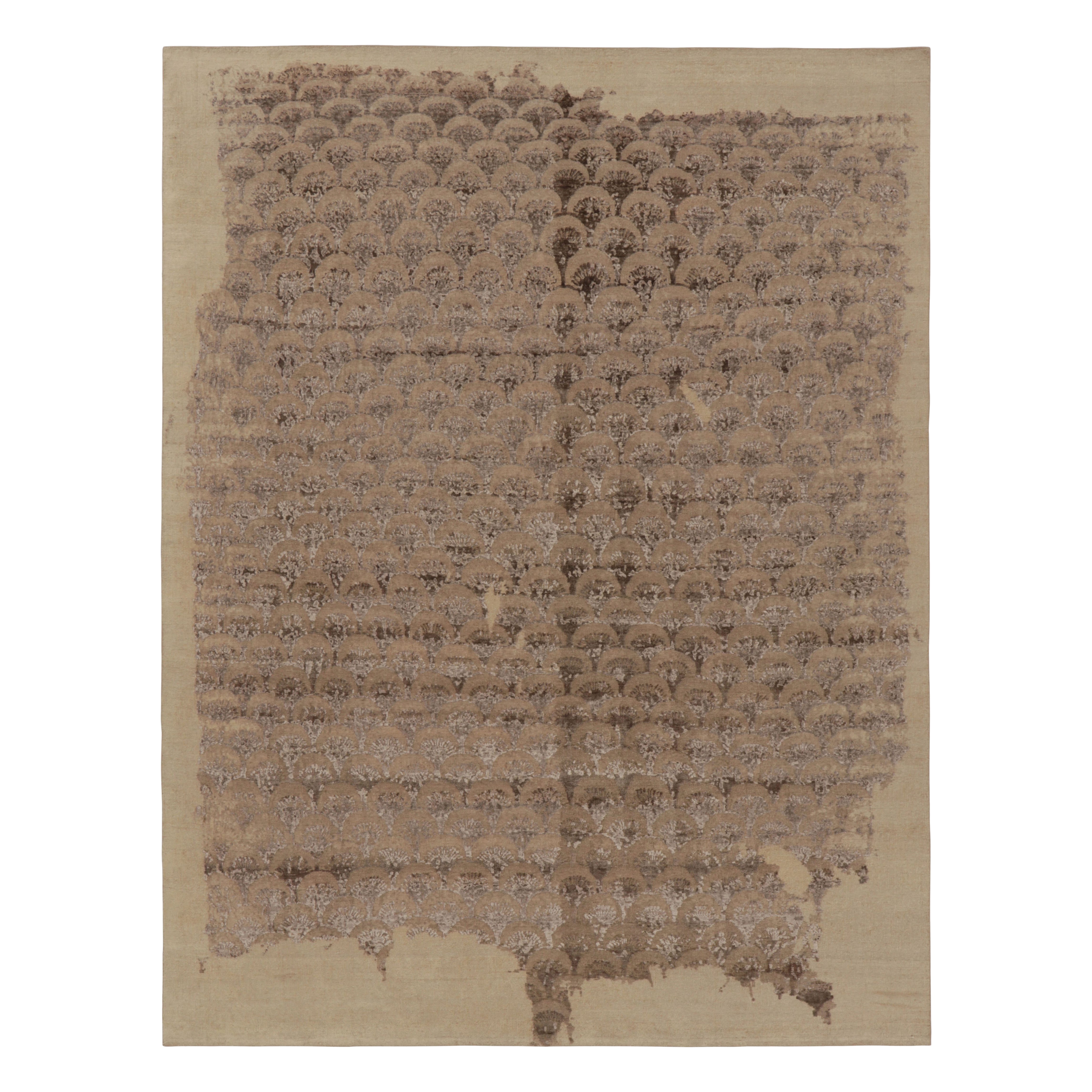 Rug 
Kilim
s Modern Rug in Abstract Faded Taupe and Sepia Design For Sale