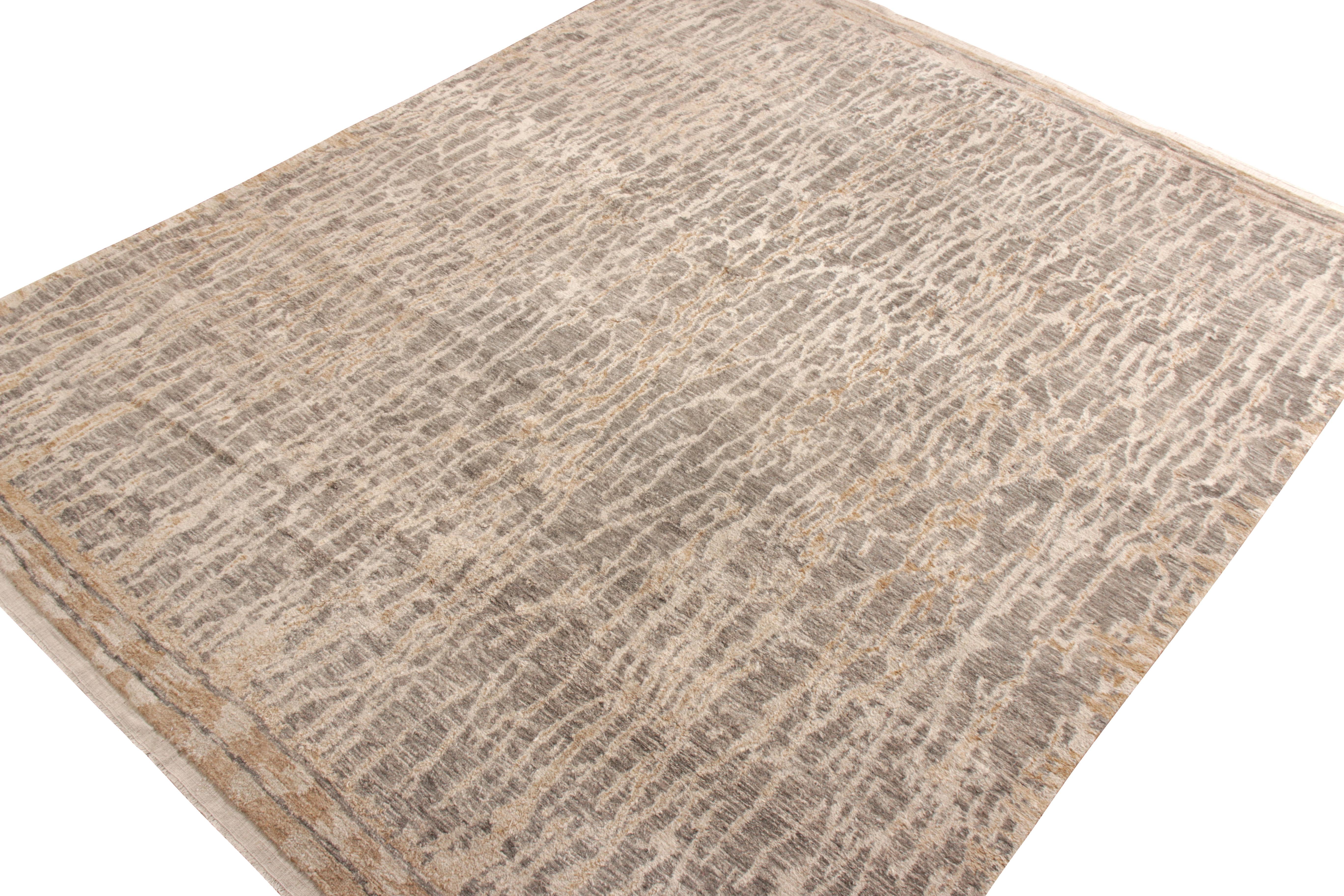 Indian Rug & Kilim’s Modern Rug in all over Beige, Gray and White Abstract Pattern For Sale