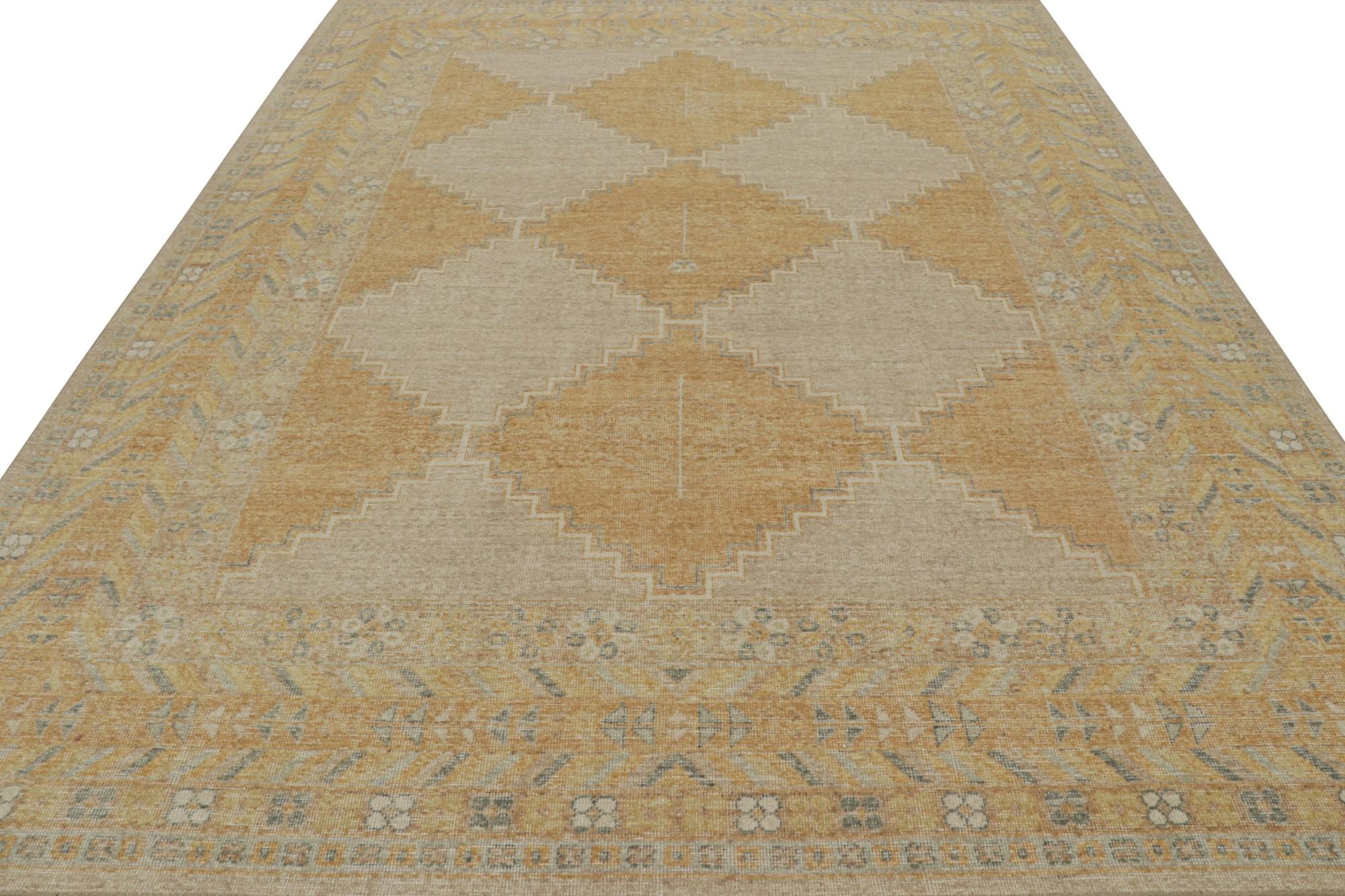 Indian Rug & Kilim’s Modern Rug in Beige and Gold Tones, with Geometric Patterns For Sale