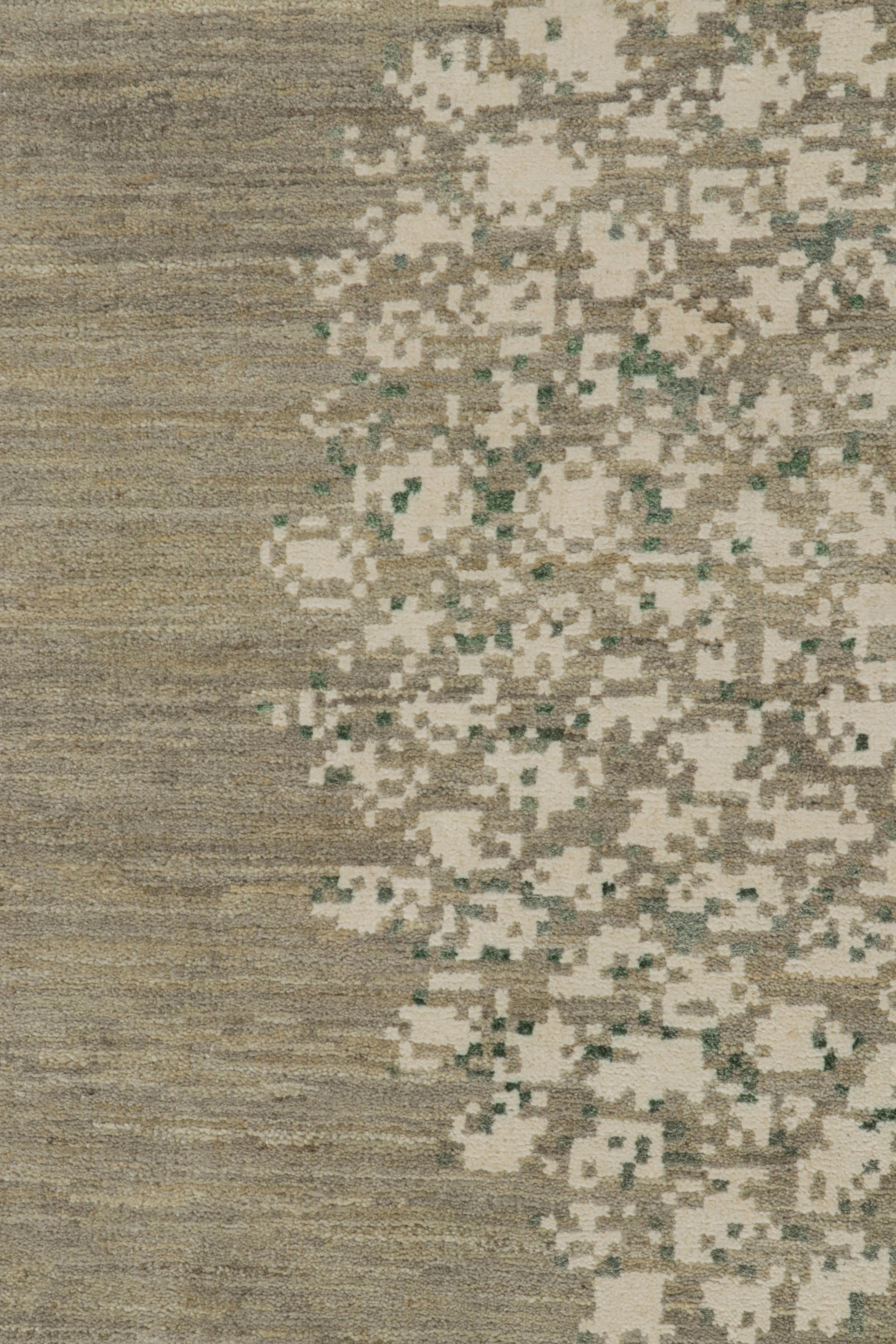 Rug & Kilim's Modern Rug in Beige and Gray, with Geometric Patterns (tapis moderne beige et gris à motifs géométriques) Neuf - En vente à Long Island City, NY