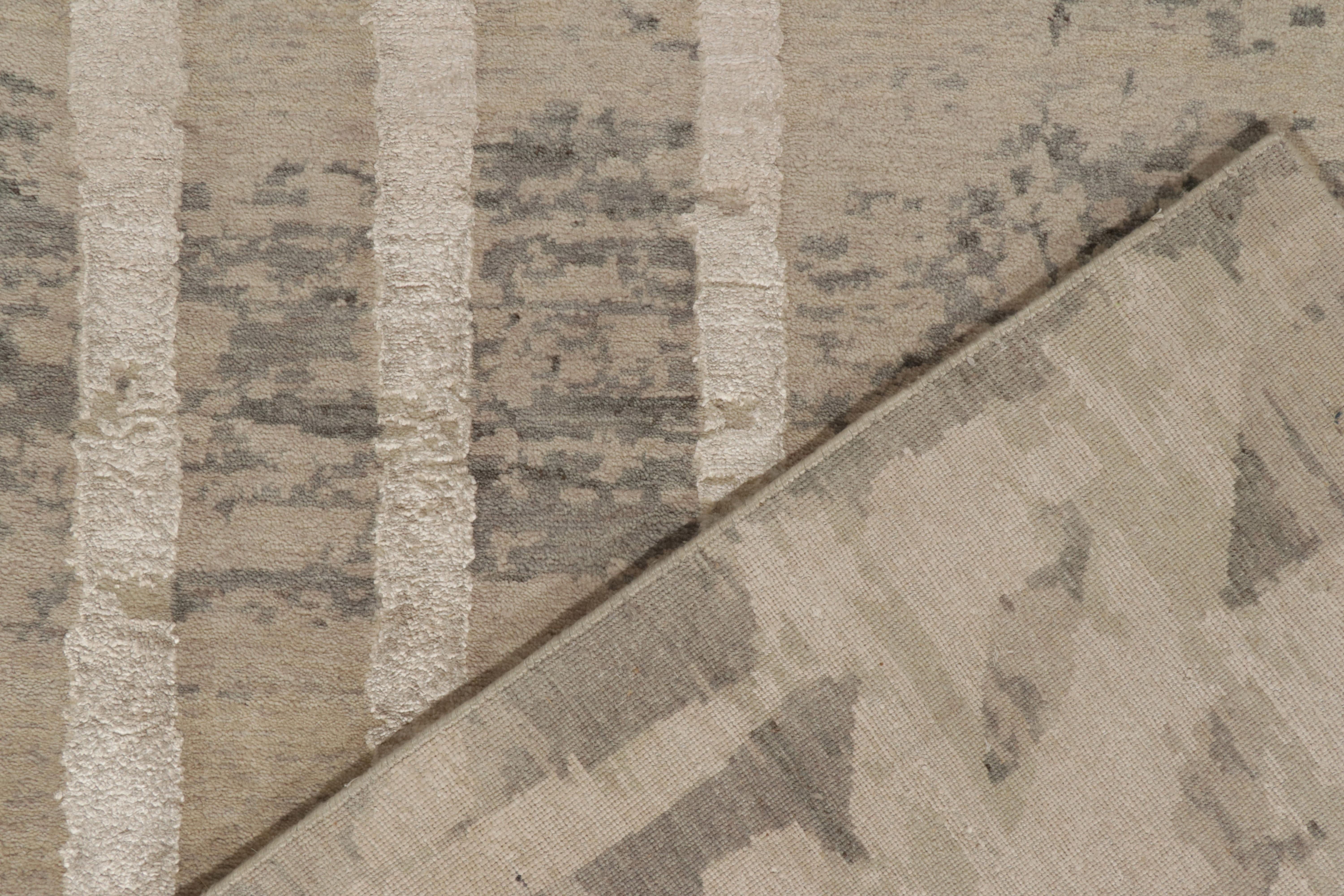Wool Rug & Kilim's Modern Rug in Beige-Brown, White Abstract Pattern For Sale