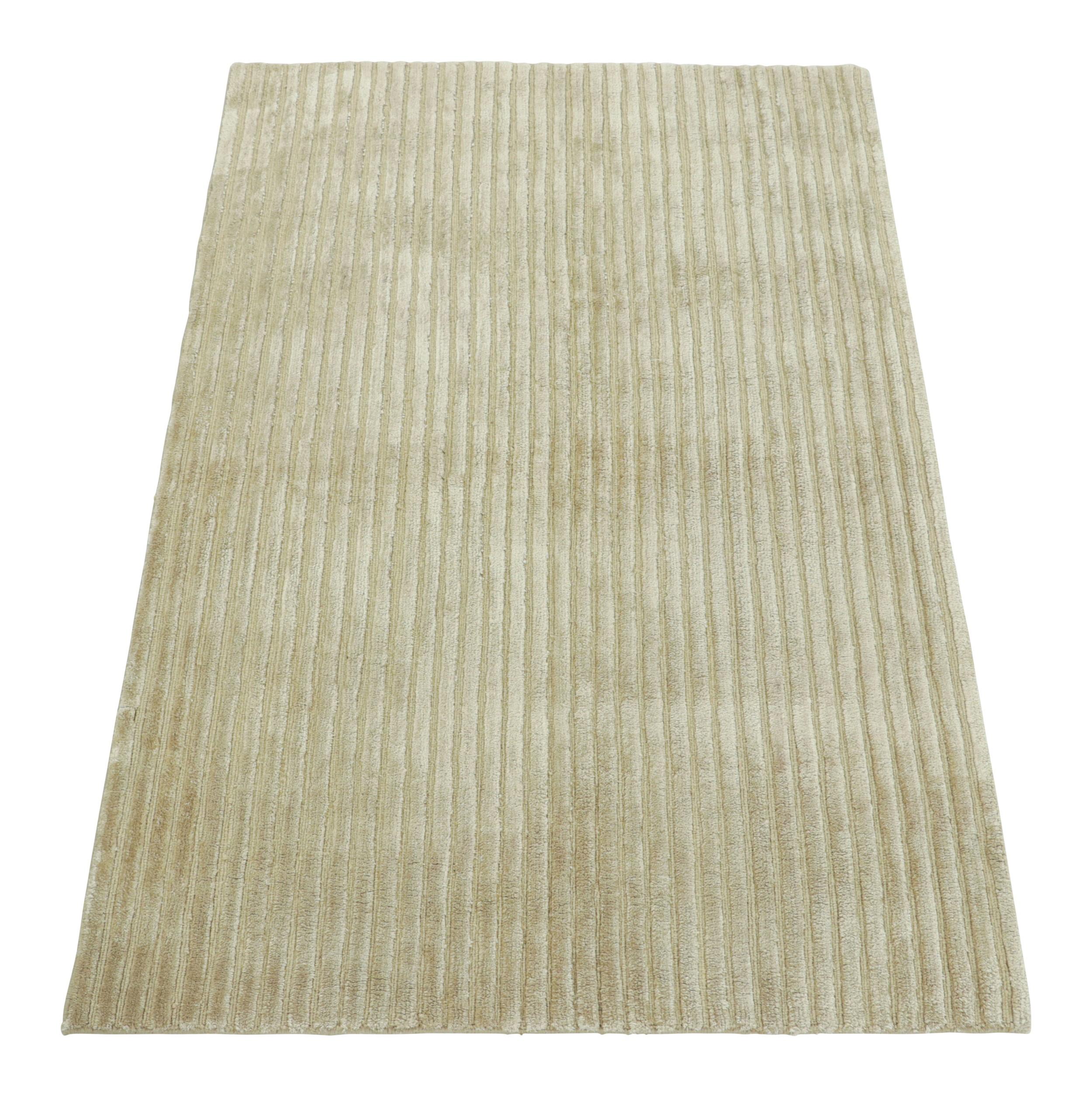 Rug & Kilim’s Modern Rug in Beige with Textural Stripes Anudado a mano en venta