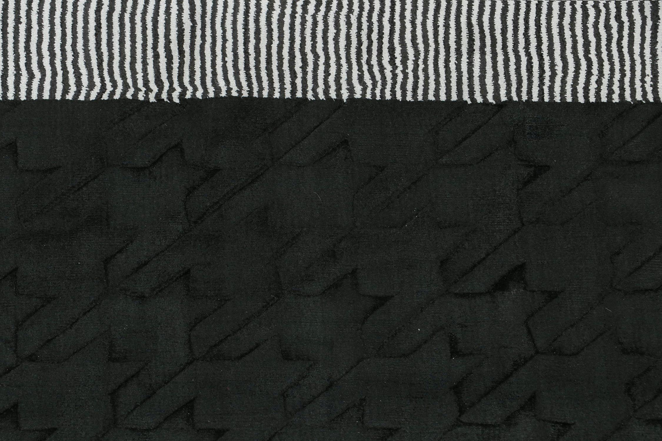Contemporary Rug & Kilim’s Modern Rug in Black and White Geometric Patterns For Sale
