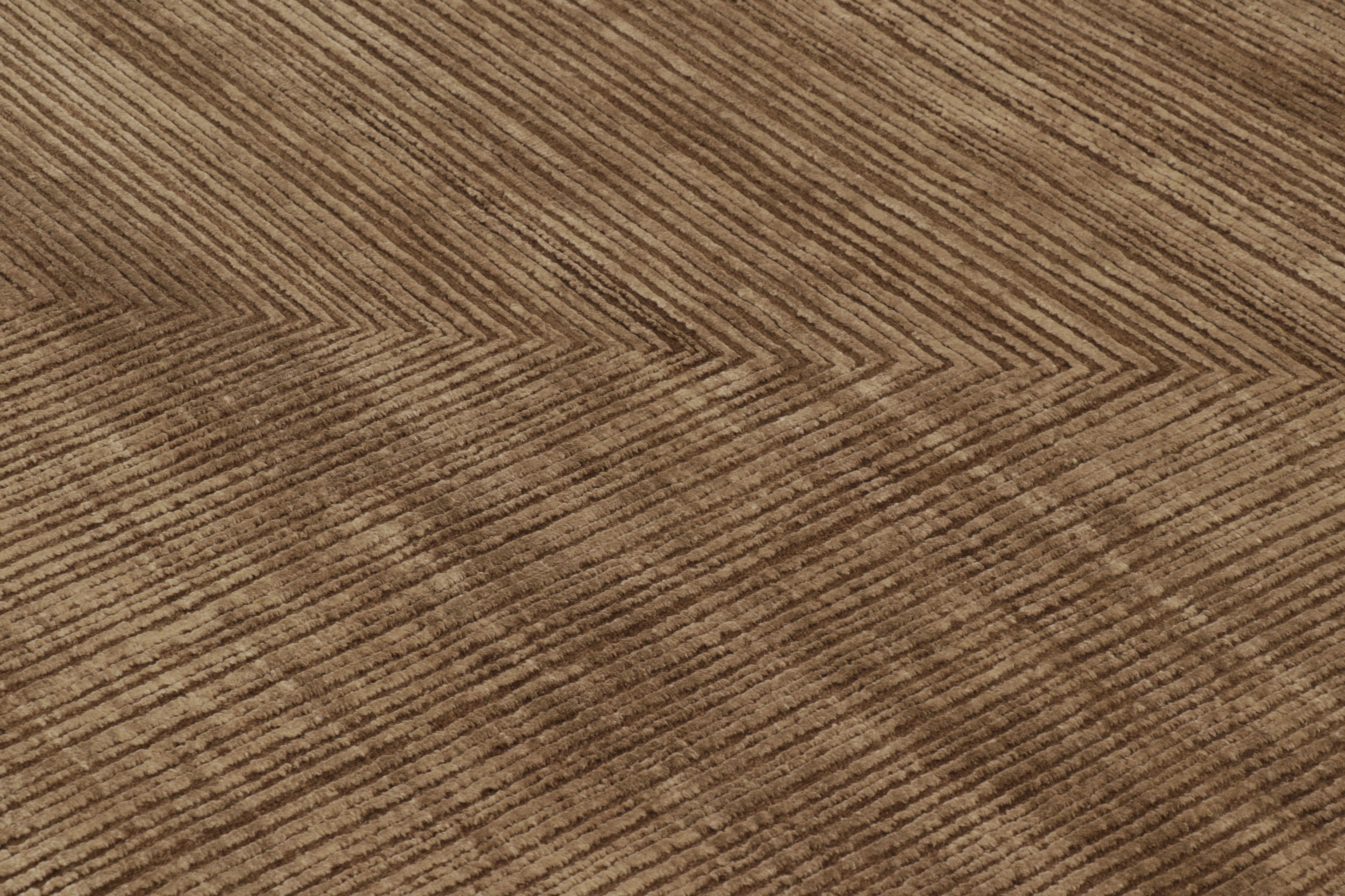 XXI secolo e contemporaneo Tappeto moderno Rug & Kilim con motivo geometrico a due toni in vendita